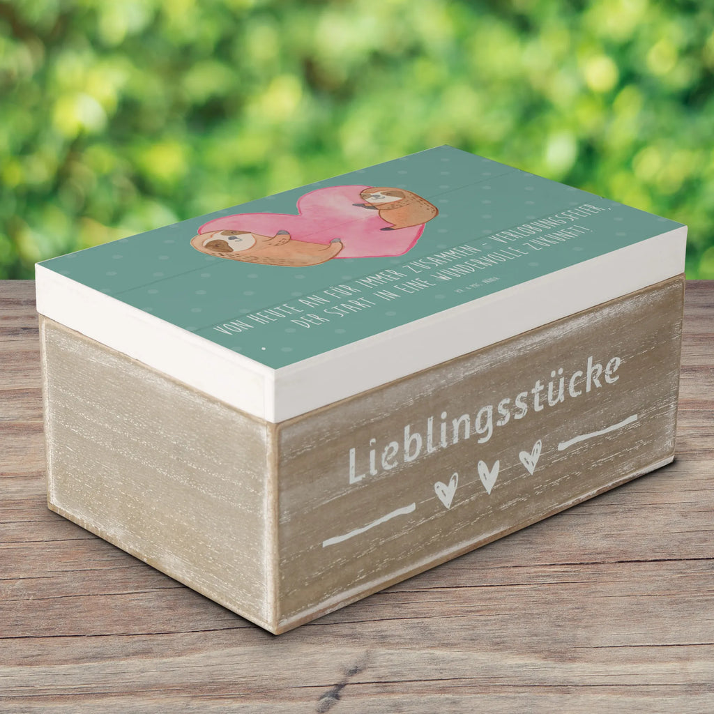 Holzkiste Verlobungsfeier Zusammen Kiste, Truhe, Schatulle, Schatzkiste, Geschenkbox, Aufbewahrungsbox, Holzkiste, Erinnerungskiste, Erinnerungsbox, XXL, Dekokiste, Geschenkdose, Hochzeit, Hochzeitsgeschenk, Ehe, Hochzeitsfeier, Trauung, Trauungsgeschenk, Hochzeitskarte, Verlobungsfeier, Verlobungsgeschenk, Hochzeitsgeschenkideen, Hochzeitsgeschenke für Brautpaar