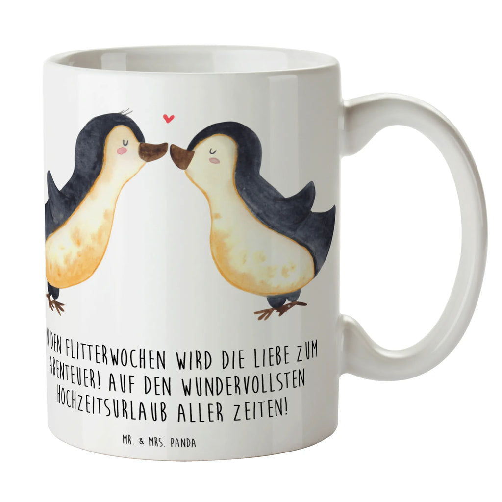 Mug In den Flitterwochen wird die Liebe zum Abenteuer! Auf den wundervollsten Hochzeitsurlaub aller Zeiten! Geschenktasse, Tasse mit Zitaten, Porzellantasse, Kaffeetasse, Keramiktasse, Teetasse, Bürotasse, Tasse mit Motiven, Tasse, Hochzeit, Hochzeitsgeschenk, Ehe, Hochzeitsfeier, Trauung, Trauungsgeschenk, Hochzeitskarte, Verlobungsfeier, Verlobungsgeschenk, Hochzeitsgeschenkideen, Hochzeitsgeschenke für Brautpaar