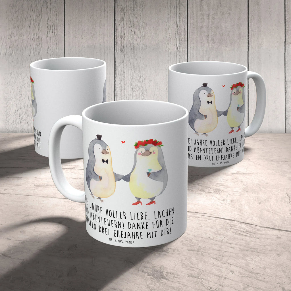 Mug Drei Jahre voller Liebe, Lachen und Abenteuern! Danke für die ersten drei Ehejahre mit dir! Geschenktasse, Tasse mit Zitaten, Bürotasse, Tasse mit Motiven, Kaffeetasse, Porzellantasse, Teetasse, Tasse, Keramiktasse, Hochzeit, Hochzeitsgeschenk, Ehe, Hochzeitsfeier, Trauung, Trauungsgeschenk, Hochzeitskarte, Verlobungsfeier, Verlobungsgeschenk, Hochzeitsgeschenkideen, Hochzeitsgeschenke für Brautpaar