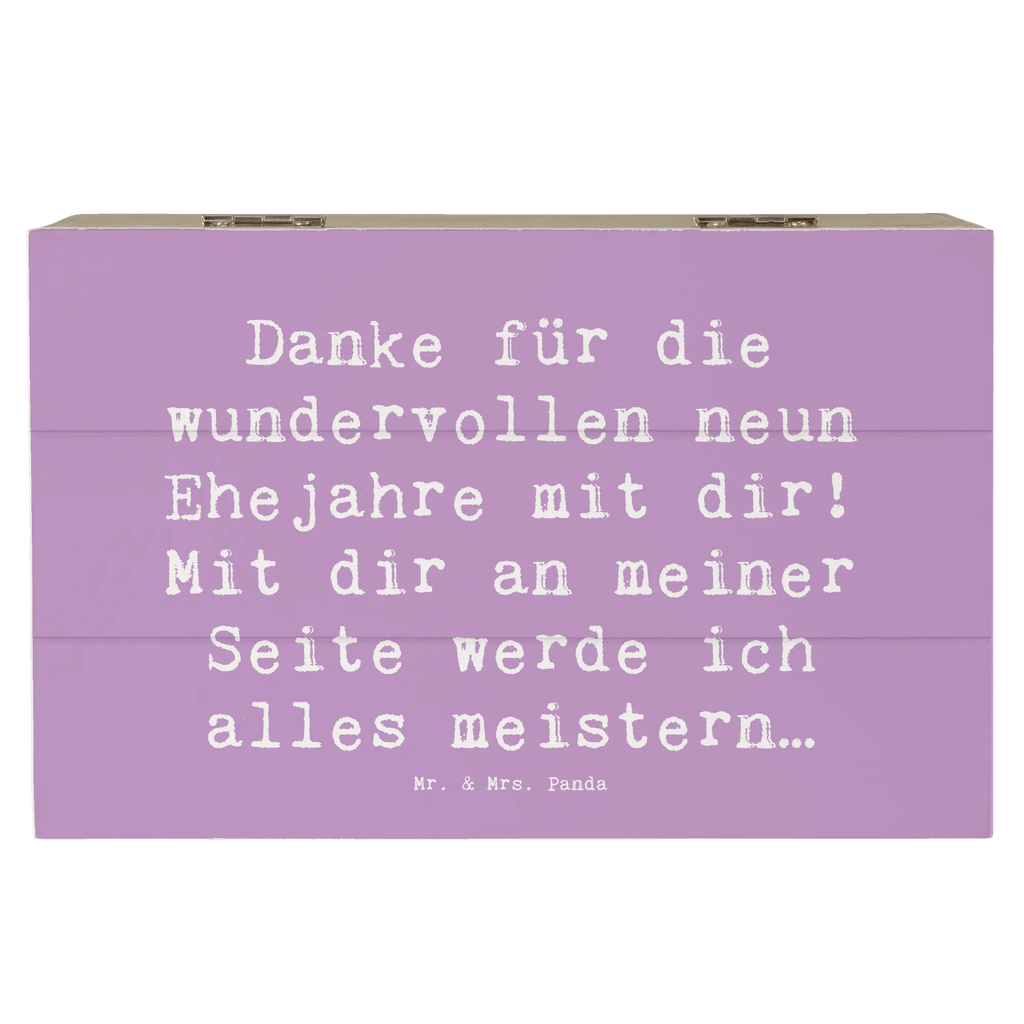 Wooden chest Saying Danke für die wundervollen neun Ehejahre mit dir! Mit dir an meiner Seite werde ich alles meistern… Erinnerungskiste, Dekokiste, Schatzkiste, Geschenkbox, Erinnerungsbox, Holzkiste, Geschenkdose, Kiste, Aufbewahrungsbox, Schatulle, Truhe, XXL, Hochzeit, Hochzeitsgeschenk, Ehe, Hochzeitsfeier, Trauung, Trauungsgeschenk, Hochzeitskarte, Verlobungsfeier, Verlobungsgeschenk, Hochzeitsgeschenkideen, Hochzeitsgeschenke für Brautpaar