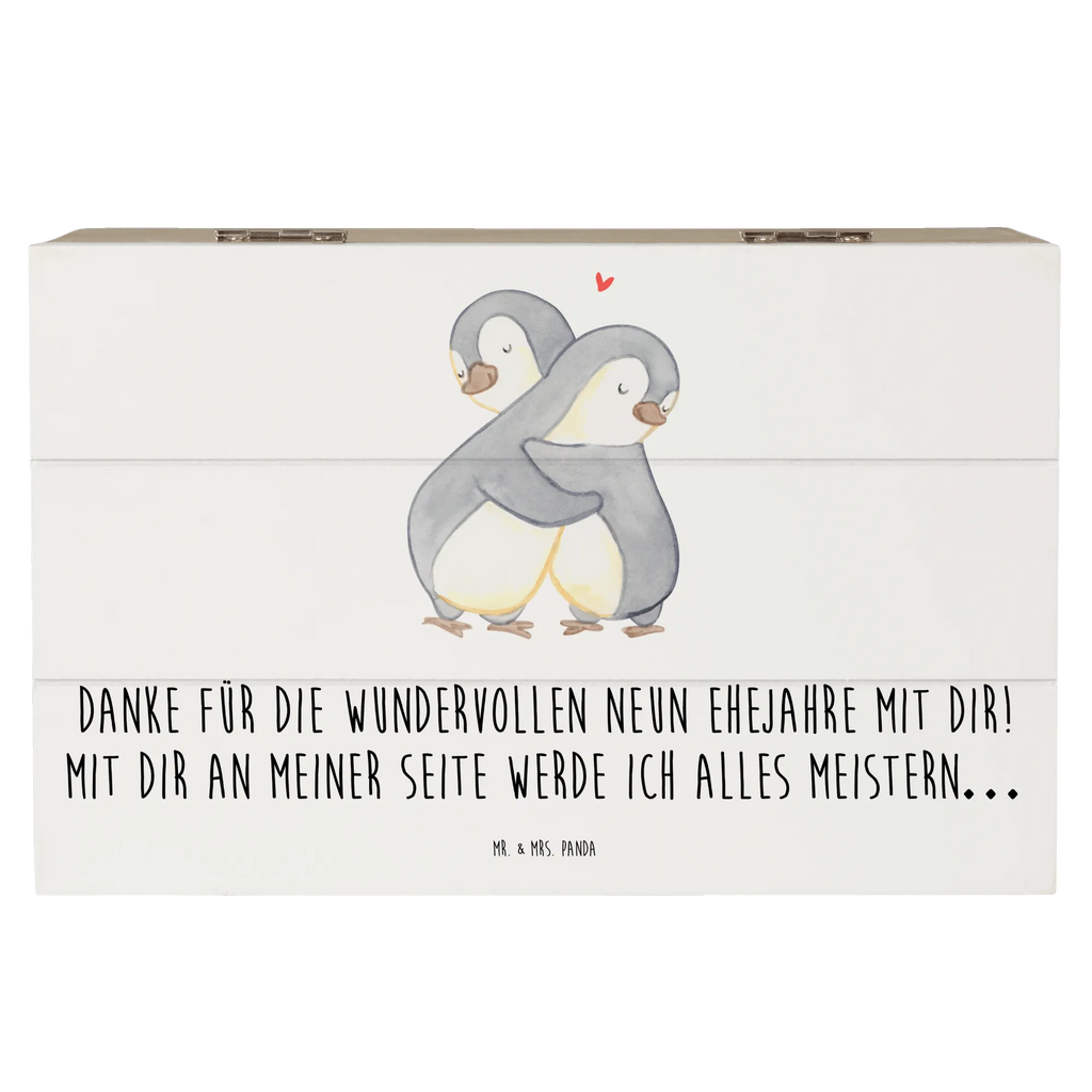 Holzkiste 9. Hochzeitstag Keramikhochzeit Truhe, Kiste, Schatulle, Holzkiste, Erinnerungsbox, XXL, Schatzkiste, Aufbewahrungsbox, Geschenkdose, Dekokiste, Erinnerungskiste, Geschenkbox, Hochzeit, Hochzeitsgeschenk, Ehe, Hochzeitsfeier, Trauung, Trauungsgeschenk, Hochzeitskarte, Verlobungsfeier, Verlobungsgeschenk, Hochzeitsgeschenkideen, Hochzeitsgeschenke für Brautpaar