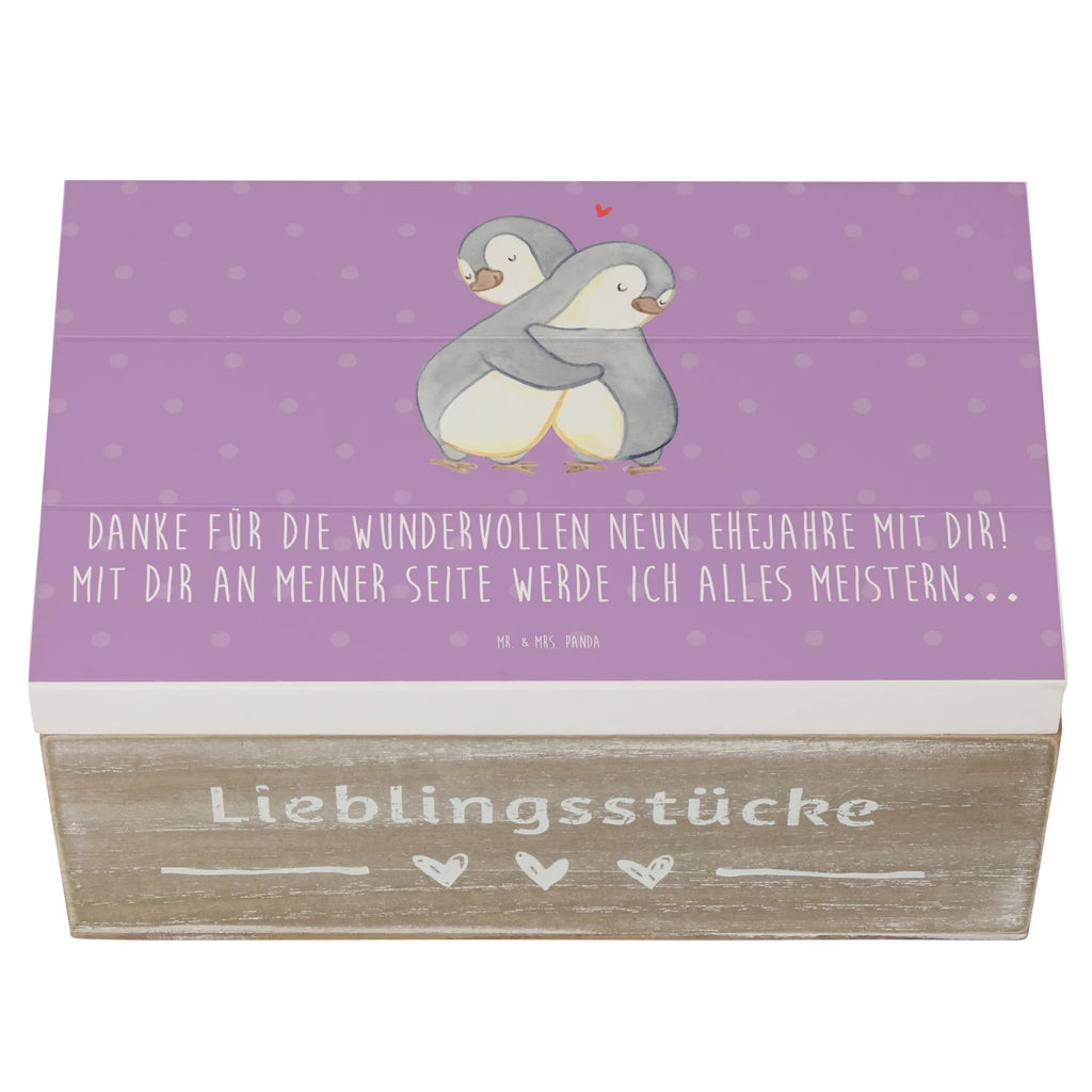 Holzkiste 9. Hochzeitstag Keramikhochzeit Truhe, Kiste, Schatulle, Holzkiste, Erinnerungsbox, XXL, Schatzkiste, Aufbewahrungsbox, Geschenkdose, Dekokiste, Erinnerungskiste, Geschenkbox, Hochzeit, Hochzeitsgeschenk, Ehe, Hochzeitsfeier, Trauung, Trauungsgeschenk, Hochzeitskarte, Verlobungsfeier, Verlobungsgeschenk, Hochzeitsgeschenkideen, Hochzeitsgeschenke für Brautpaar