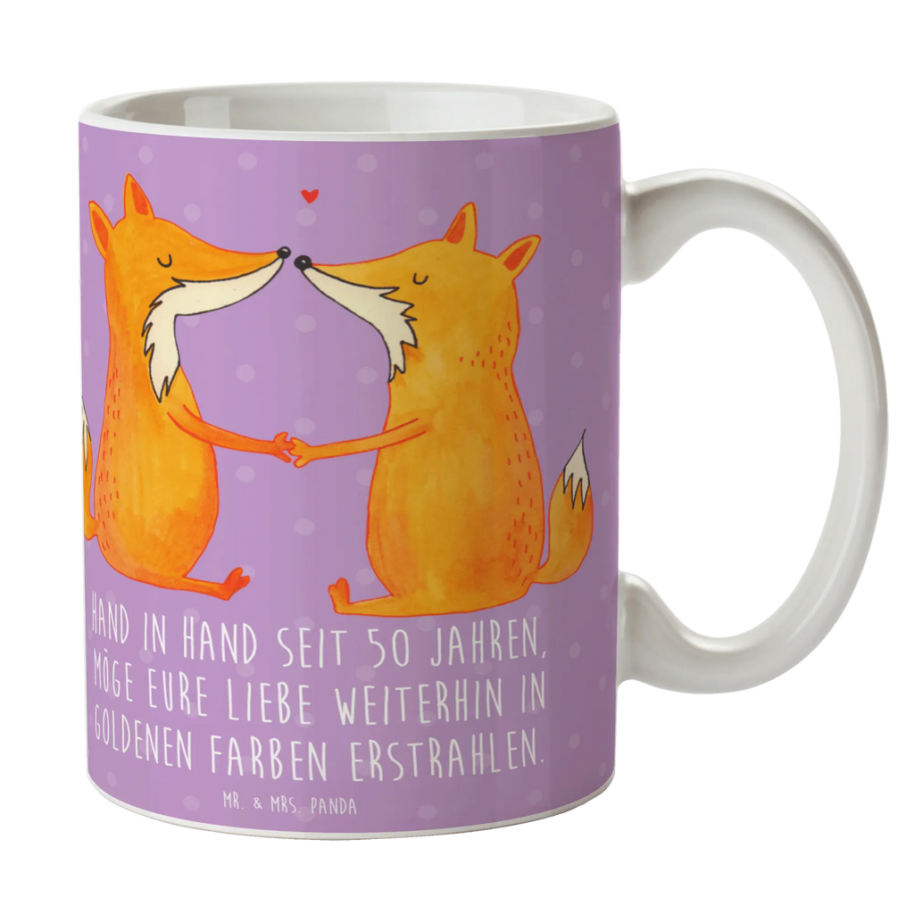 Mug Hand in Hand seit 50 Jahren, möge eure Liebe weiterhin in goldenen Farben erstrahlen. Bürotasse, Porzellantasse, Tasse mit Motiven, Geschenktasse, Teetasse, Kaffeetasse, Keramiktasse, Tasse, Tasse mit Zitaten, Hochzeit, Hochzeitsgeschenk, Ehe, Hochzeitsfeier, Trauung, Trauungsgeschenk, Hochzeitskarte, Verlobungsfeier, Verlobungsgeschenk, Hochzeitsgeschenkideen, Hochzeitsgeschenke für Brautpaar