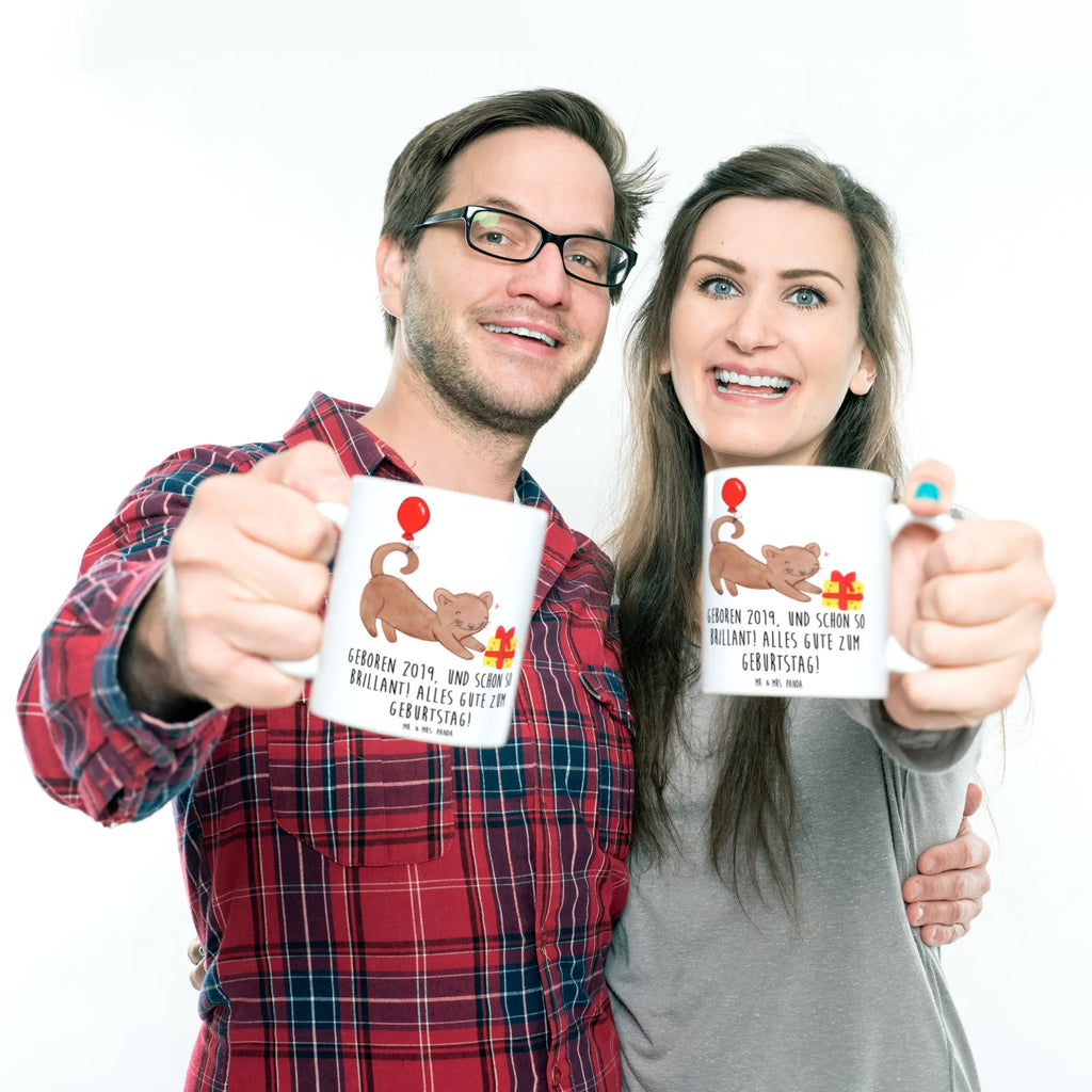 Tasse 2019 Geburtstag Porzellantasse, Keramiktasse, Bürotasse, Geschenktasse, Tasse mit Motiven, Tasse, Tasse mit Zitaten, Kaffeetasse, Teetasse, Geburtstag, Geburtstagsgeschenk, Geschenk