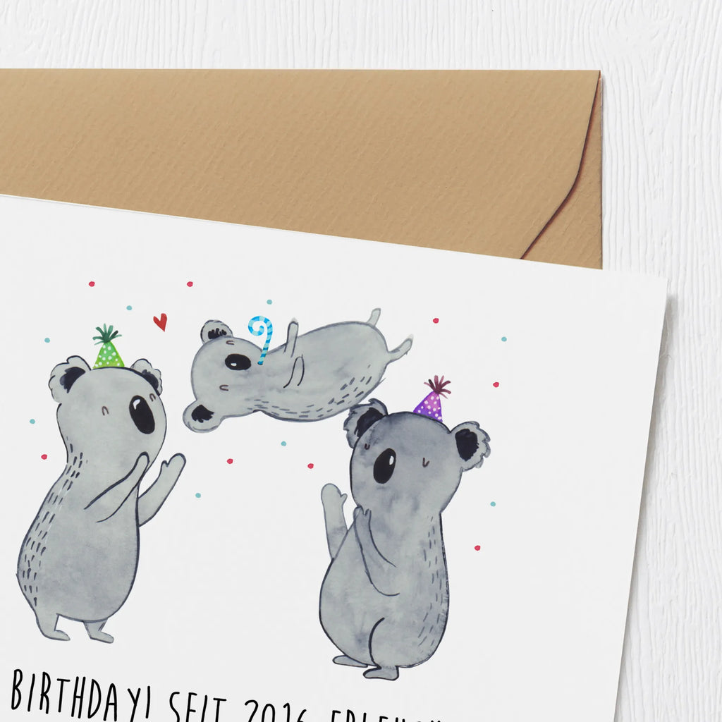 Deluxe Card Happy Birthday! Seit 2016 erleuchtest du unser Leben, und wir freuen uns darauf, noch viele weitere Jahre mit dir zu feiern. Glückwunschkarte, Karte, Hochwertige Klappkarte, Klappkarte, Grußkarte, Geburtstagskarte, Hochwertige Grußkarte, Einladungskarte, Hochzeitskarte, Geburtstag, Geburtstagsgeschenk, Geschenk