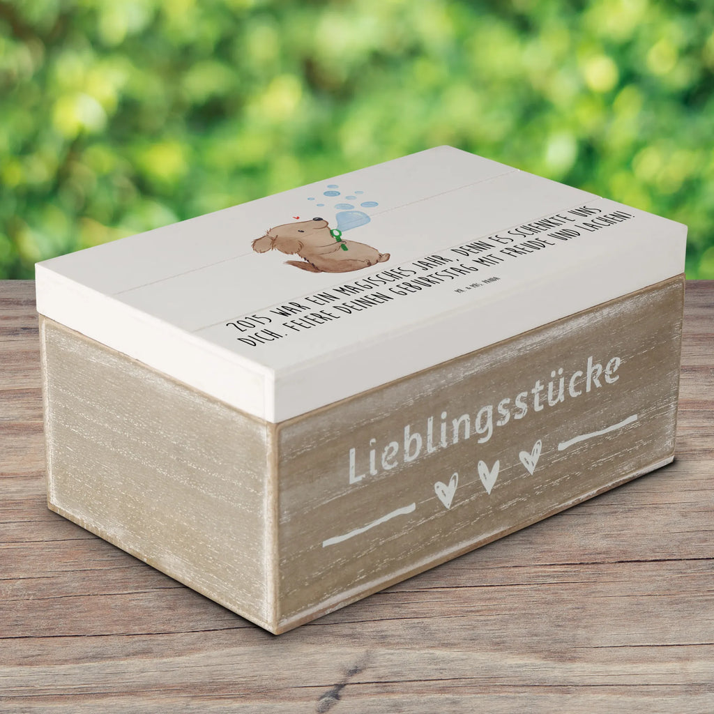 Holzkiste 2015 Geburtstag Truhe, Erinnerungsbox, erinnerungsbox holz, schatztruhe, holzschachtel, Aufbewahrungsbox, fotokiste, Aufbewahrungskiste, Schatulle, schmuckbox, Aufbewahrungstruhe, Holzkiste, Kiste mit Deckel, fotobox, Holzkiste mit Deckel, aufbewahrungskiste mit deckel, Kiste, Erinnerungskiste, Holzbox mit Deckel, geschenkbox mit deckel, Holzbox, kiste holz, Geschenkbox, Schatzkiste, geschenkbox holz, truhe mit deckel, schmucktruhe, Box, Box aus Holz, truhe holz, holzkästchen, schmuckkiste, Holztruhe, Aufbewahrungsbox aus Holz, schatzkiste holz, Holz Aufbewahrungsbox, geschenkkiste, box holz, holzschatulle, Aufbewahrungsbox Holz, Geschenk, Geburtstag, Geburtstagsgeschenk