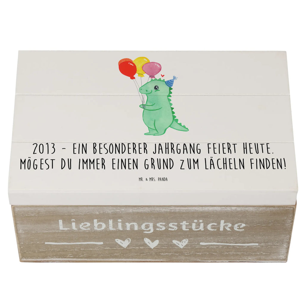 Wooden chest 2013 - Ein besonderer Jahrgang feiert heute. Mögest du immer einen Grund zum Lächeln finden! Geschenkdose, Geschenkbox, Dekokiste, Schatzkiste, Erinnerungskiste, Erinnerungsbox, Truhe, Kiste, XXL, Holzkiste, Aufbewahrungsbox, Schatulle, Geburtstag, Geburtstagsgeschenk, Geschenk