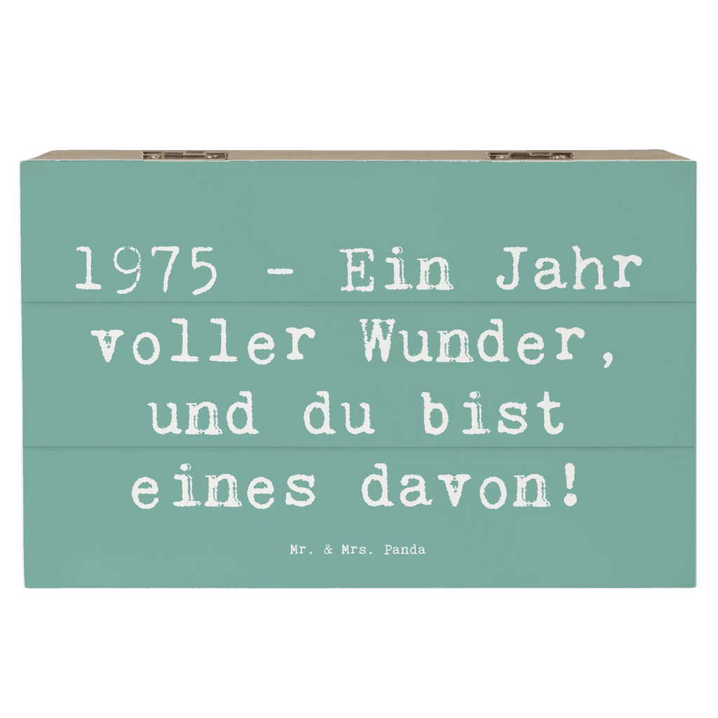 Holzkiste Spruch 1975 Geburtstag Wunder Erinnerungsbox, XXL, Schatzkiste, Truhe, Erinnerungskiste, Geschenkdose, Aufbewahrungsbox, Schatulle, Dekokiste, Holzkiste, Geschenkbox, Kiste, Geburtstag, Geburtstagsgeschenk, Geschenk