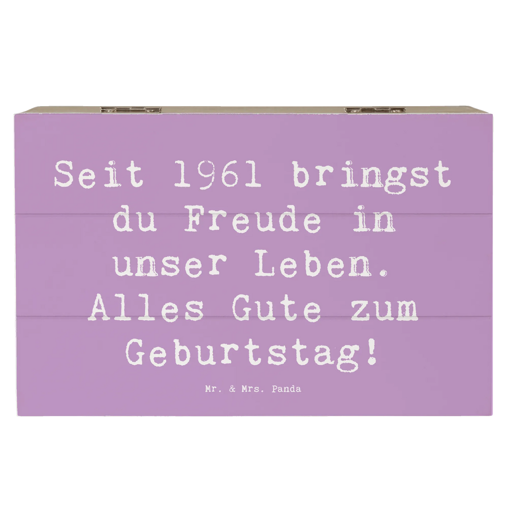 Wooden chest Saying Seit 1961 bringst du Freude in unser Leben. Alles Gute zum Geburtstag! Aufbewahrungsbox Holz, box holz, Holztruhe, Aufbewahrungsbox aus Holz, Holzkiste, aufbewahrungskisten, Schatulle, holzkästchen, kiste holz, Holzbox, aufbewahrungstruhe, Holzkisten, holzschatulle, Holzbox mit Deckel, Holz Aufbewahrungsbox, Box aus Holz, holzschachtel, holztruhen, aufbewahrungskiste mit deckel, truhe holz, Holzboxen, Aufbewahrungsbox, aufbewahrungsboxen, Aufbewahrungskiste, Holzkiste mit Deckel, Geburtstag, Geburtstagsgeschenk, Geschenk