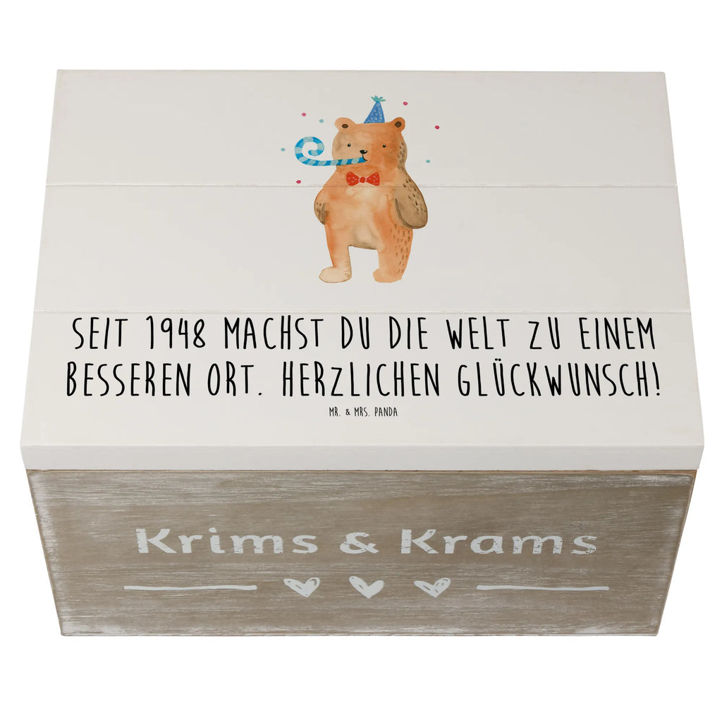 Wooden chest Seit 1948 machst du die Welt zu einem besseren Ort. Herzlichen Glückwunsch! Erinnerungskiste, Schatzkiste, Geschenkdose, Aufbewahrungsbox, Holzkiste, Schatulle, Truhe, Erinnerungsbox, Kiste, Geschenkbox, XXL, Dekokiste, Geburtstag, Geburtstagsgeschenk, Geschenk