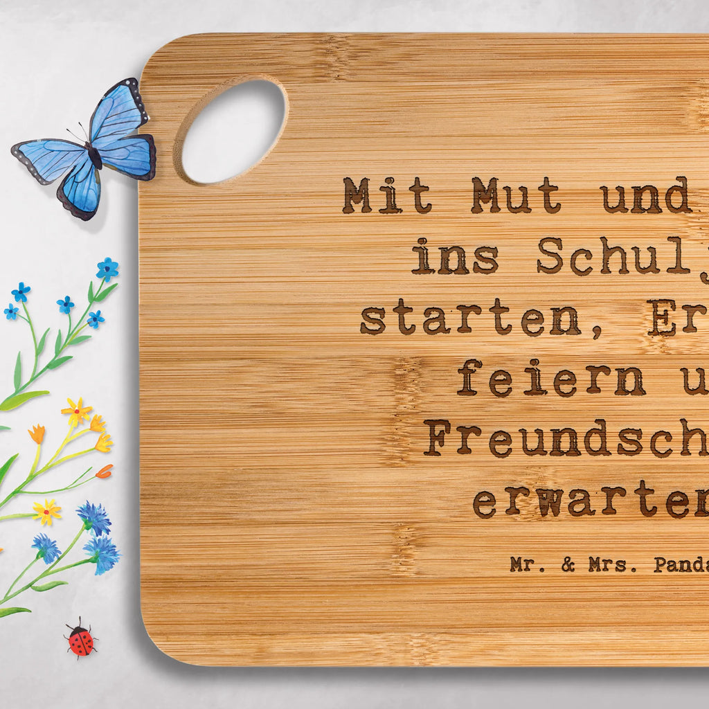 Bamboo chopping board Saying Mit Mut und Kraft ins Schuljahr starten, Erfolge feiern und Freundschaft erwarten. nature, engraving, cutting block, cutting board, kitchen, slices, bamboo, breakfast, solid, board, dulcimer, breakfast board, kitchen board, wood, robust, carving board