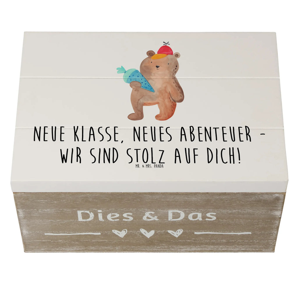 Holzkiste Erster Schultag Abenteuer holzboxen, erinnerungsbox baby, holzkiste mit deckel, box aus holz, Dekokiste, schmuckkästchen, Schatzkiste, ordnungsbox, Geschenkbox, aufbewahrungskiste, holzkisten, Aufbewahrungsbox, aufbewahrungsbox holz, deko box, holzbox mit deckel, holztruhe, holz aufbewahrungsbox, Schatulle, Kiste, holzbox, Holzkiste, Erinnerungskiste, dekorative holzkiste, aufbewahrungsbox aus holz, Erinnerungsbox, Truhe, erinnerungsbox hochzeit, dekoration, sprüche, zitate, spruch kollektion, inspiration, motivation, lebensweisheiten, geschenkideen, wanddeko, wohnaccessoires, sprüche sammlung, schöne sprüche, glück, liebe, freude, lächeln, alltag verschönern, nachhaltige geschenke, kreativ, einzigartig, shopify, mr and mrs panda