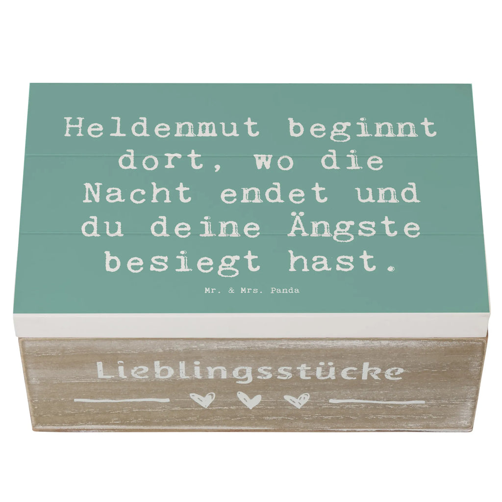 Holzkiste Spruch Ängste vor Monstern besiegen holzkisten, Erinnerungsbox, Geschenkbox, box aus holz, Schatzkiste, schmuckkästchen, holzboxen, erinnerungsbox baby, ordnungsbox, aufbewahrungsbox aus holz, Aufbewahrungsbox, Schatulle, holztruhe, Truhe, deko box, holzbox mit deckel, holzkiste mit deckel, Holzkiste, aufbewahrungskiste, Dekokiste, Erinnerungskiste, holz aufbewahrungsbox, Kiste, erinnerungsbox hochzeit, holzbox, aufbewahrungsbox holz, dekorative holzkiste, einzigartig, sprüche, inspiration, mr and mrs panda, alltag verschönern, schöne sprüche, zitate, motivation, shopify, lächeln, glück, kreativ, lebensweisheiten, wohnaccessoires, freude, sprüche sammlung, spruch kollektion, geschenkideen, dekoration, liebe, nachhaltige geschenke, wanddeko