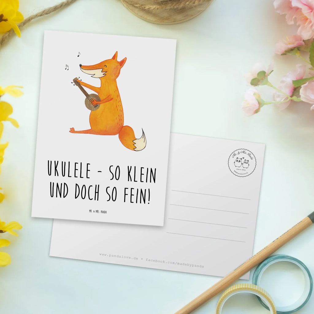 Postcard Ukulele - so klein und doch so fein! Karte, Ansichtskarte, Einladungskarten Geburtstag, Grußkarte, Ansichtskarten, Einladungskarte, Dankeskarte, Einladung Geburtstag, Geburtstagskarte, Geschenkkarte, Einladung, Postkarte, Instrumente, Geschenke Musiker, Musikliebhaber