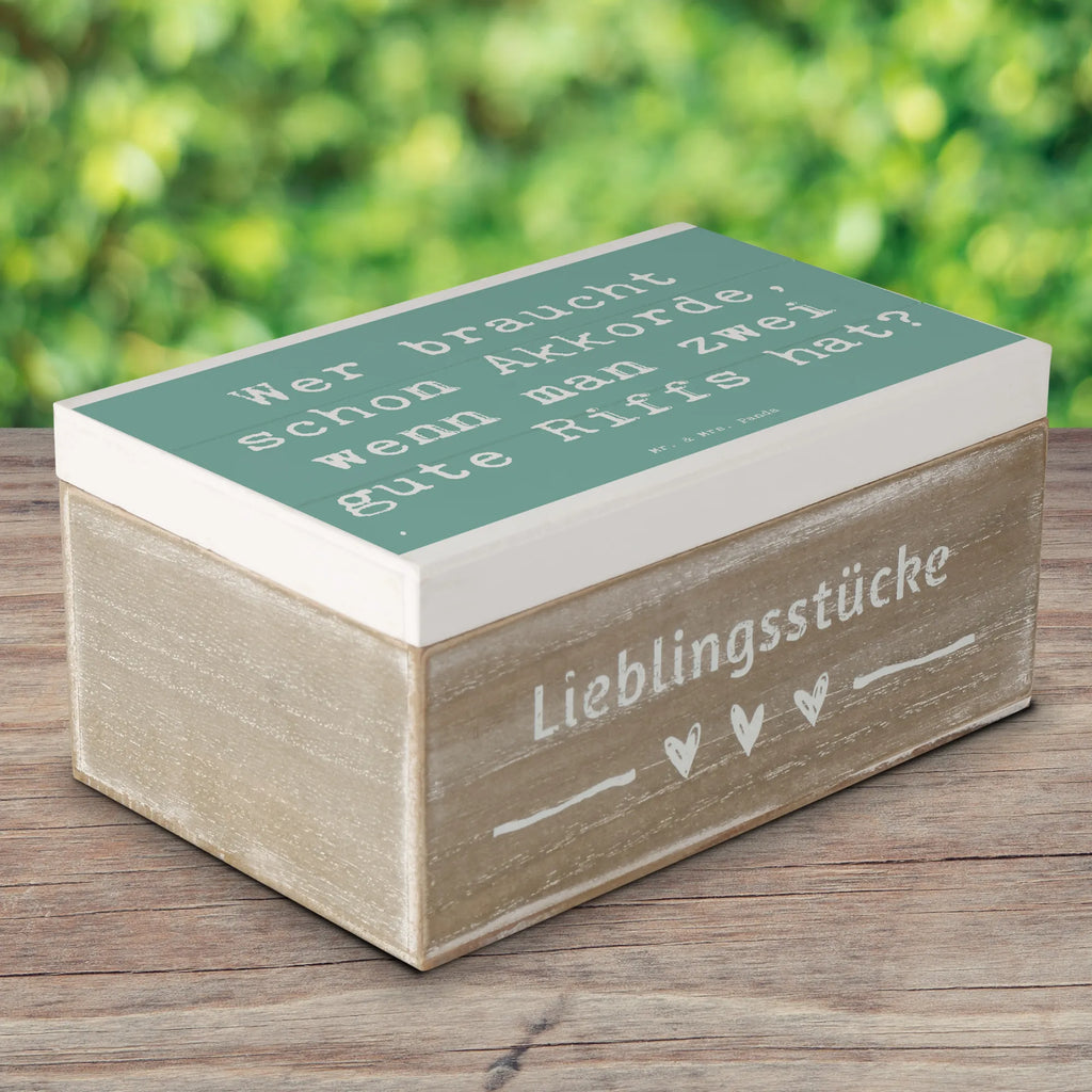 Holzkiste Spruch E-Gitarre Zwei Riffs Geschenkdose, Dekokiste, Geschenkbox, Schatzkiste, Erinnerungskiste, Erinnerungsbox, Aufbewahrungsbox, Holzkiste, XXL, Schatulle, Kiste, Truhe, Instrumente, Geschenke Musiker, Musikliebhaber