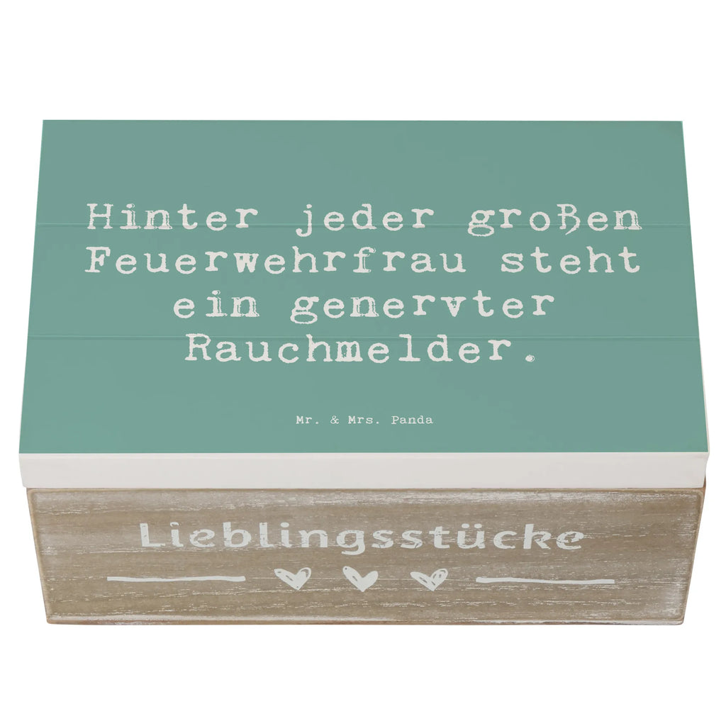 Holzkiste Spruch Feuerwehrfrau Humor Geschenkdose, Truhe, Erinnerungsbox, XXL, Aufbewahrungsbox, Dekokiste, Schatulle, Schatzkiste, Geschenkbox, Kiste, Holzkiste, Erinnerungskiste, Beruf, Ausbildung, Jubiläum, Abschied, Rente, Kollege, Kollegin, Geschenk, Schenken, Arbeitskollege, Mitarbeiter, Firma, Danke, Dankeschön