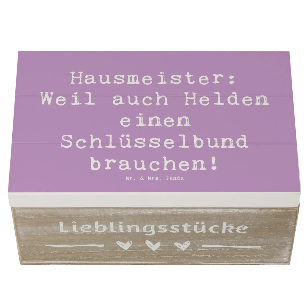 Holzkiste Spruch Hausmeister: Weil auch Helden einen Schlüsselbund brauchen! kiste holz, Holzbox, holzkästchen, holztruhen, holzschatulle, aufbewahrungskiste mit deckel, Holztruhe, Holzkiste, Schatulle, Holzkiste mit Deckel, Aufbewahrungsbox, aufbewahrungskisten, truhe holz, Aufbewahrungskiste, Holzbox mit Deckel, holzschachtel, Holzboxen, Aufbewahrungsbox Holz, aufbewahrungstruhe, Box aus Holz, Holzkisten, Holz Aufbewahrungsbox, aufbewahrungsboxen, box holz, Aufbewahrungsbox aus Holz, Geschenk, Danke, Dankeschön, Schenken, Beruf, Ausbildung, Abschied, Rente, Kollege, Kollegin, Arbeitskollege, Mitarbeiter, Jubiläum, Firma