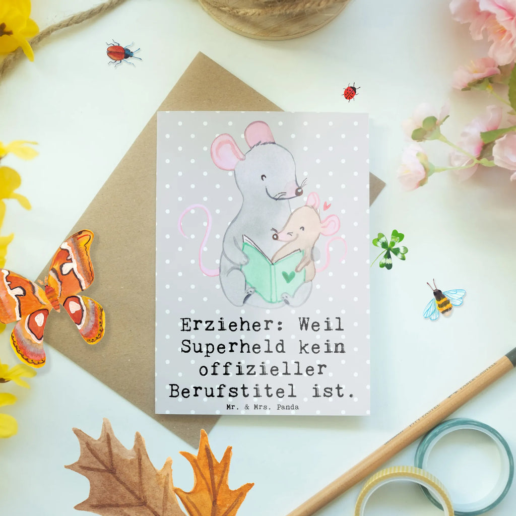 Greetings card Erzieher: Weil Superheld kein offizieller Berufstitel ist. Grußkarte, Glückwunschkarte, Geburtstagskarte, Einladungskarte, Hochzeitskarte, Ansichtskarten, Karte, Klappkarte, Beruf, Ausbildung, Jubiläum, Abschied, Rente, Kollege, Kollegin, Geschenk, Schenken, Arbeitskollege, Mitarbeiter, Firma, Danke, Dankeschön