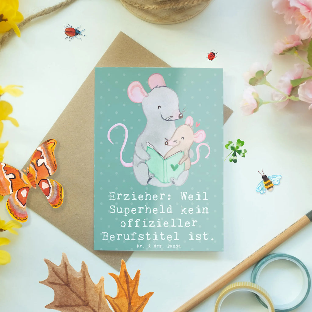 Greetings card Erzieher: Weil Superheld kein offizieller Berufstitel ist. Grußkarte, Glückwunschkarte, Geburtstagskarte, Einladungskarte, Hochzeitskarte, Ansichtskarten, Karte, Klappkarte, Beruf, Ausbildung, Jubiläum, Abschied, Rente, Kollege, Kollegin, Geschenk, Schenken, Arbeitskollege, Mitarbeiter, Firma, Danke, Dankeschön
