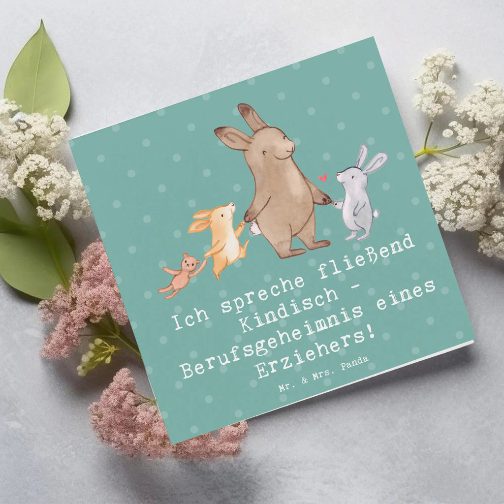 Deluxe Card Ich spreche fließend Kindisch - Berufsgeheimnis eines Erziehers! Klappkarte, Glückwunschkarte, Grußkarte, Hochzeitskarte, Einladungskarte, Hochwertige Klappkarte, Geburtstagskarte, Hochwertige Grußkarte, Karte, Beruf, Ausbildung, Jubiläum, Abschied, Rente, Kollege, Kollegin, Geschenk, Schenken, Arbeitskollege, Mitarbeiter, Firma, Danke, Dankeschön