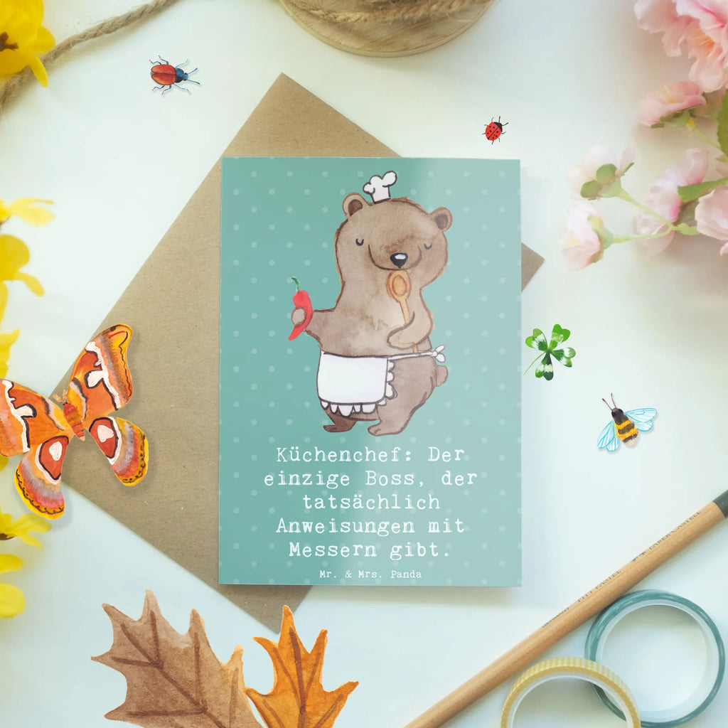 Grußkarte Küchenchef: Der einzige Boss, der tatsächlich Anweisungen mit Messern gibt. Ansichtskarten, Klappkarte, Grußkarte, Geburtstagskarte, Glückwunschkarte, Karte, Hochzeitskarte, Einladungskarte, Beruf, Ausbildung, Jubiläum, Abschied, Rente, Kollege, Kollegin, Geschenk, Schenken, Arbeitskollege, Mitarbeiter, Firma, Danke, Dankeschön