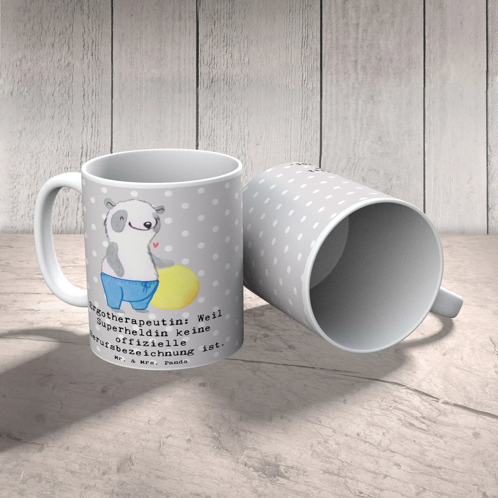 Tasse Ergotherapeutin Superheldin Tasse, Teetasse, Porzellantasse, Tasse mit Zitaten, Bürotasse, Geschenktasse, Tasse mit Motiven, Keramiktasse, Kaffeetasse, Beruf, Ausbildung, Jubiläum, Abschied, Rente, Kollege, Kollegin, Geschenk, Schenken, Arbeitskollege, Mitarbeiter, Firma, Danke, Dankeschön