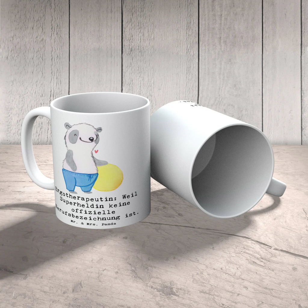 Tasse Ergotherapeutin Superheldin Tasse, Teetasse, Porzellantasse, Tasse mit Zitaten, Bürotasse, Geschenktasse, Tasse mit Motiven, Keramiktasse, Kaffeetasse, Beruf, Ausbildung, Jubiläum, Abschied, Rente, Kollege, Kollegin, Geschenk, Schenken, Arbeitskollege, Mitarbeiter, Firma, Danke, Dankeschön