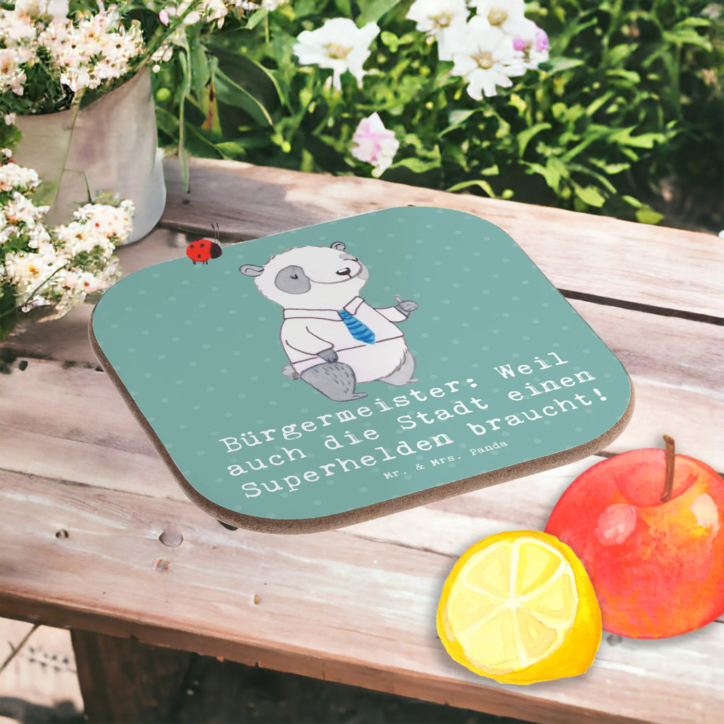 Square coaster Bürgermeister: Weil auch die Stadt einen Superhelden braucht! Bierdeckel, Untersetzer für Gläser, Untersetzer, Getränkeuntersetzer, Holzuntersetzer, Untersetzer Gläser, Untersetzer Design, Glasuntersetzer, Untersetzer aus Holz, Korkuntersetzer, Untersetzer Holz, Tassen Untersetzer, Beruf, Ausbildung, Jubiläum, Abschied, Rente, Kollege, Kollegin, Geschenk, Schenken, Arbeitskollege, Mitarbeiter, Firma, Danke, Dankeschön