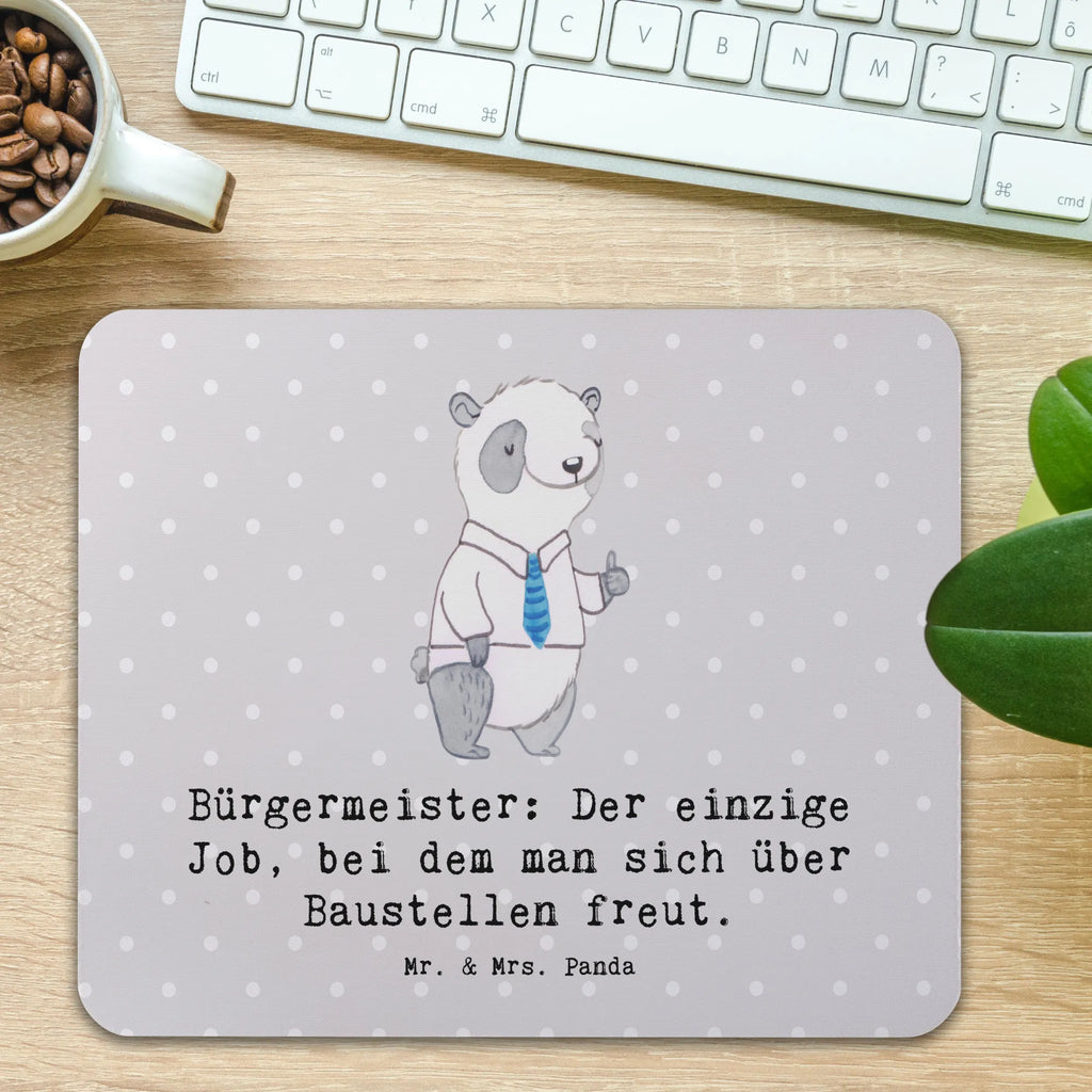 Mouse mat Bürgermeister: Der einzige Job, bei dem man sich über Baustellen freut. Computer zubehör, Mauspad Büro, Arbeitszimmer, Designer Mauspad, Mauspad, Mousepad, Einzigartiges Mauspad, Büroausstattung, PC Zubehör, Mausunterlage, Beruf, Ausbildung, Jubiläum, Abschied, Rente, Kollege, Kollegin, Geschenk, Schenken, Arbeitskollege, Mitarbeiter, Firma, Danke, Dankeschön
