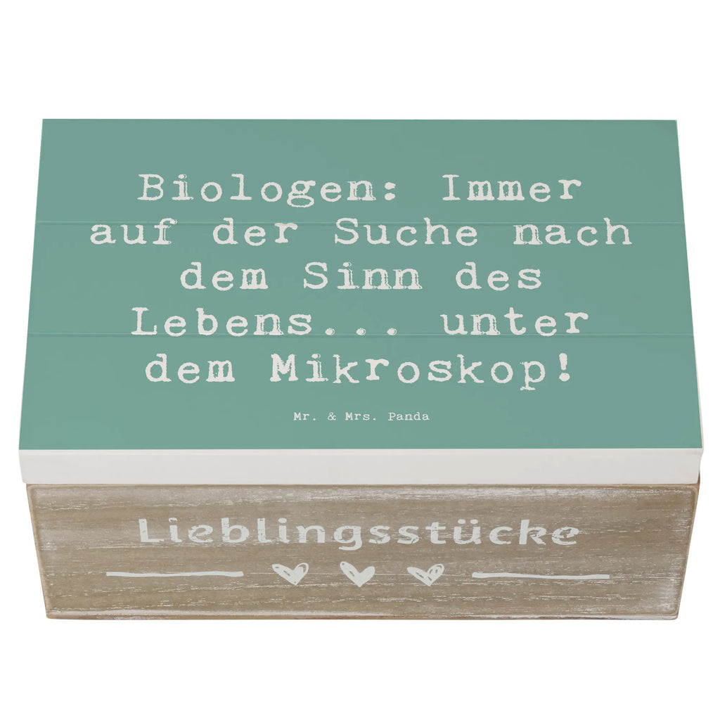 Wooden chest Saying Biologen: Immer auf der Suche nach dem Sinn des Lebens... unter dem Mikroskop! Kiste, XXL, Aufbewahrungsbox, Schatzkiste, Truhe, Geschenkdose, Geschenkbox, Erinnerungsbox, Erinnerungskiste, Holzkiste, Dekokiste, Schatulle, Beruf, Ausbildung, Jubiläum, Abschied, Rente, Kollege, Kollegin, Geschenk, Schenken, Arbeitskollege, Mitarbeiter, Firma, Danke, Dankeschön