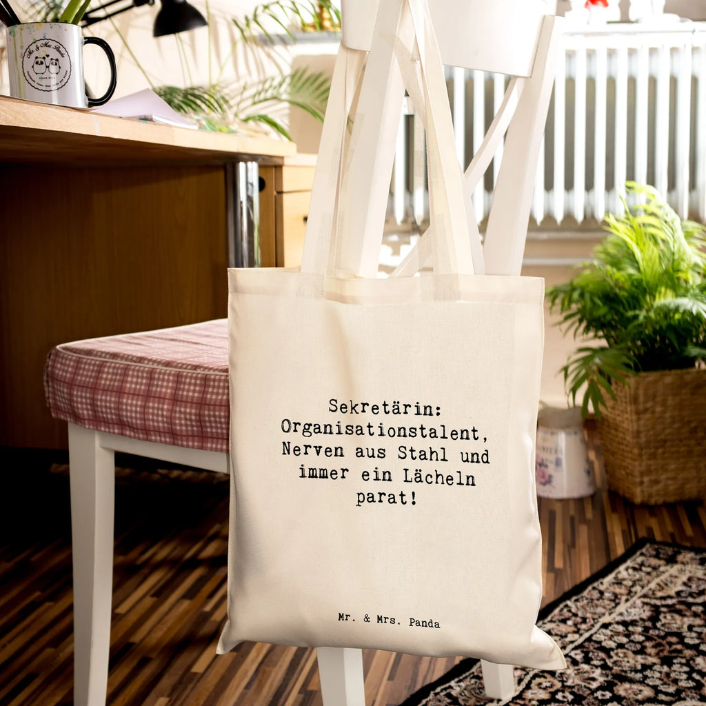 Tragetasche Spruch Sekretärin Heldin Einkaufstüte, Umhängetasche, Badetasche, Shopper, Einkaufstasche, Tragetasche, Jutetasche, Stoffbeutel, Stofftasche, Schultertasche, Laptoptasche, Beutel, Beuteltasche, Jutebeutel, Tasche, Strandtasche, Beruf, Ausbildung, Jubiläum, Abschied, Rente, Kollege, Kollegin, Geschenk, Schenken, Arbeitskollege, Mitarbeiter, Firma, Danke, Dankeschön