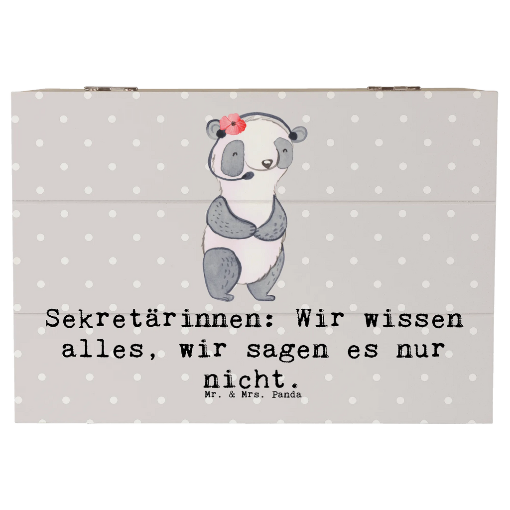 Holzkiste Sekretärinnen: Wir wissen alles, wir sagen es nur nicht. Box, Holzkiste mit Deckel, Aufbewahrungstruhe, holzschatulle, holzkästchen, geschenkbox mit deckel, aufbewahrungskiste mit deckel, Holz Aufbewahrungsbox, fotobox, Kiste, holzschachtel, schatztruhe, fotokiste, Kiste mit Deckel, geschenkkiste, kiste holz, geschenkbox holz, Box aus Holz, Schatzkiste, Geschenkbox, schmuckbox, Schatulle, Holzbox, Aufbewahrungskiste, Aufbewahrungsbox Holz, Holzbox mit Deckel, Aufbewahrungsbox aus Holz, Erinnerungsbox, box holz, schmuckkiste, Aufbewahrungsbox, schmucktruhe, Holztruhe, truhe mit deckel, Truhe, Erinnerungskiste, erinnerungsbox holz, Holzkiste, truhe holz, schatzkiste holz, Geschenk, Kollege, Rente, Beruf, Firma, Mitarbeiter, Ausbildung, Jubiläum, Abschied, Arbeitskollege, Kollegin, Schenken, Dankeschön, Danke