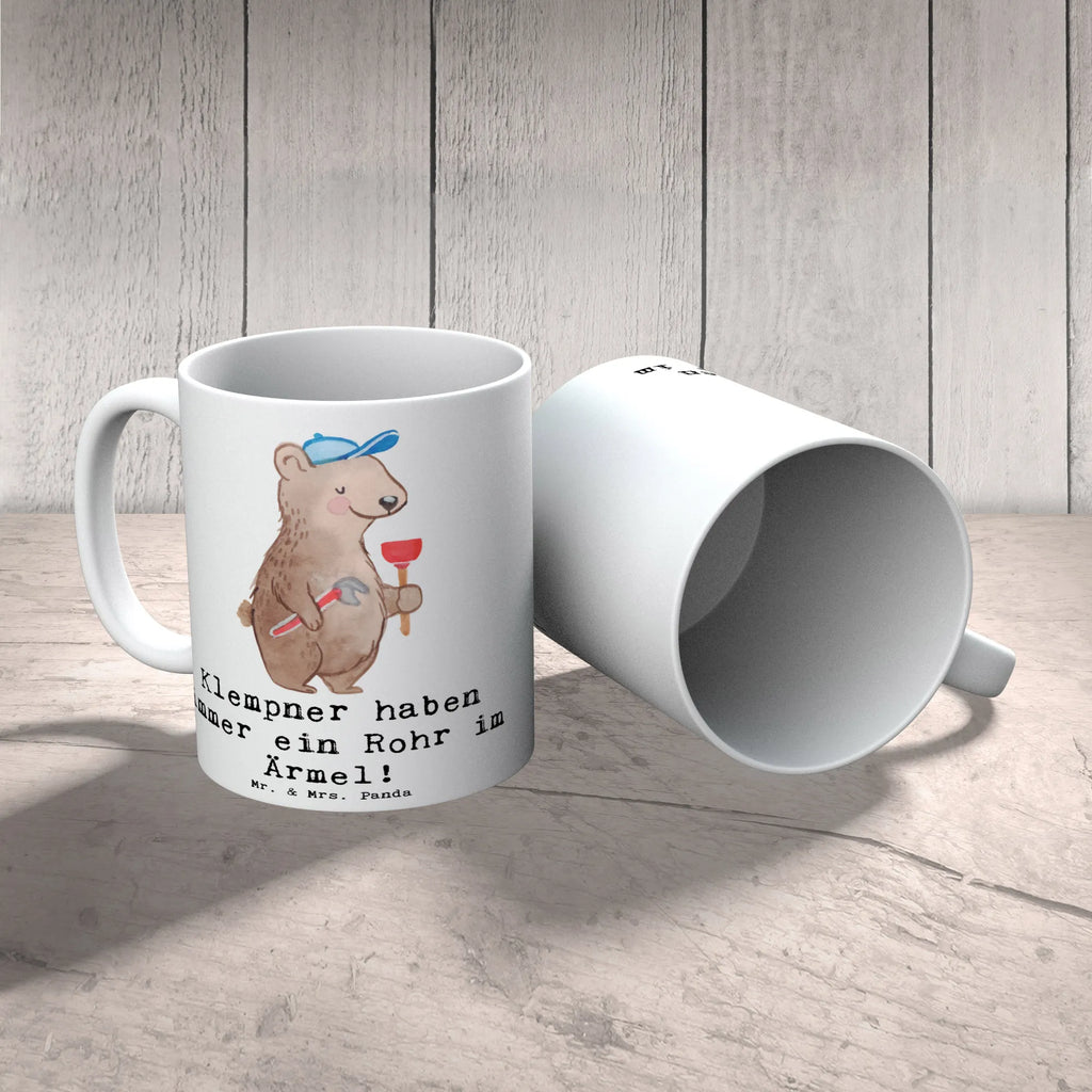 Tasse Klempner Helden Kaffeetasse, Tasse mit Zitaten, Teetasse, Tasse, Bürotasse, Porzellantasse, Tasse mit Motiven, Geschenktasse, Keramiktasse, Beruf, Ausbildung, Jubiläum, Abschied, Rente, Kollege, Kollegin, Geschenk, Schenken, Arbeitskollege, Mitarbeiter, Firma, Danke, Dankeschön
