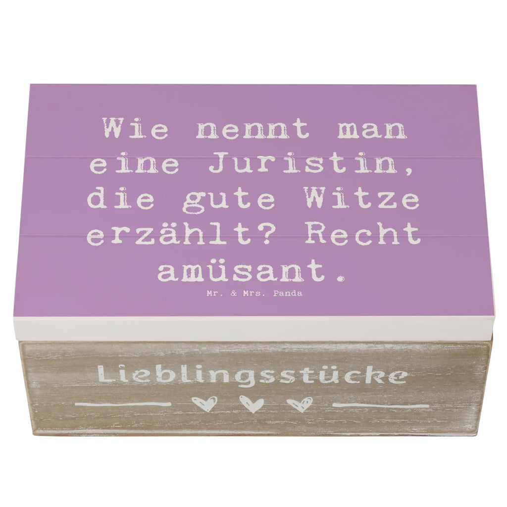 Wooden chest Saying Wie nennt man eine Juristin, die gute Witze erzählt? Recht amüsant. Schatzkiste, Erinnerungskiste, Dekokiste, Aufbewahrungsbox, Kiste, Geschenkdose, Holzkiste, XXL, Truhe, Schatulle, Erinnerungsbox, Geschenkbox, Beruf, Ausbildung, Jubiläum, Abschied, Rente, Kollege, Kollegin, Geschenk, Schenken, Arbeitskollege, Mitarbeiter, Firma, Danke, Dankeschön