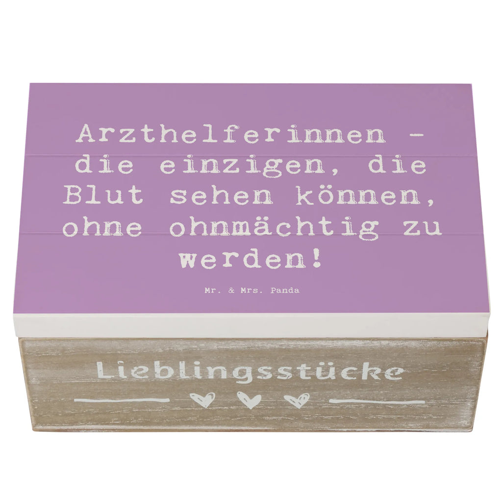 Holzkiste Spruch Tapfere Arzthelferin Erinnerungskiste, Schatzkiste, Dekokiste, XXL, Truhe, Schatulle, Geschenkdose, Kiste, Erinnerungsbox, Holzkiste, Geschenkbox, Aufbewahrungsbox, Beruf, Ausbildung, Jubiläum, Abschied, Rente, Kollege, Kollegin, Geschenk, Schenken, Arbeitskollege, Mitarbeiter, Firma, Danke, Dankeschön