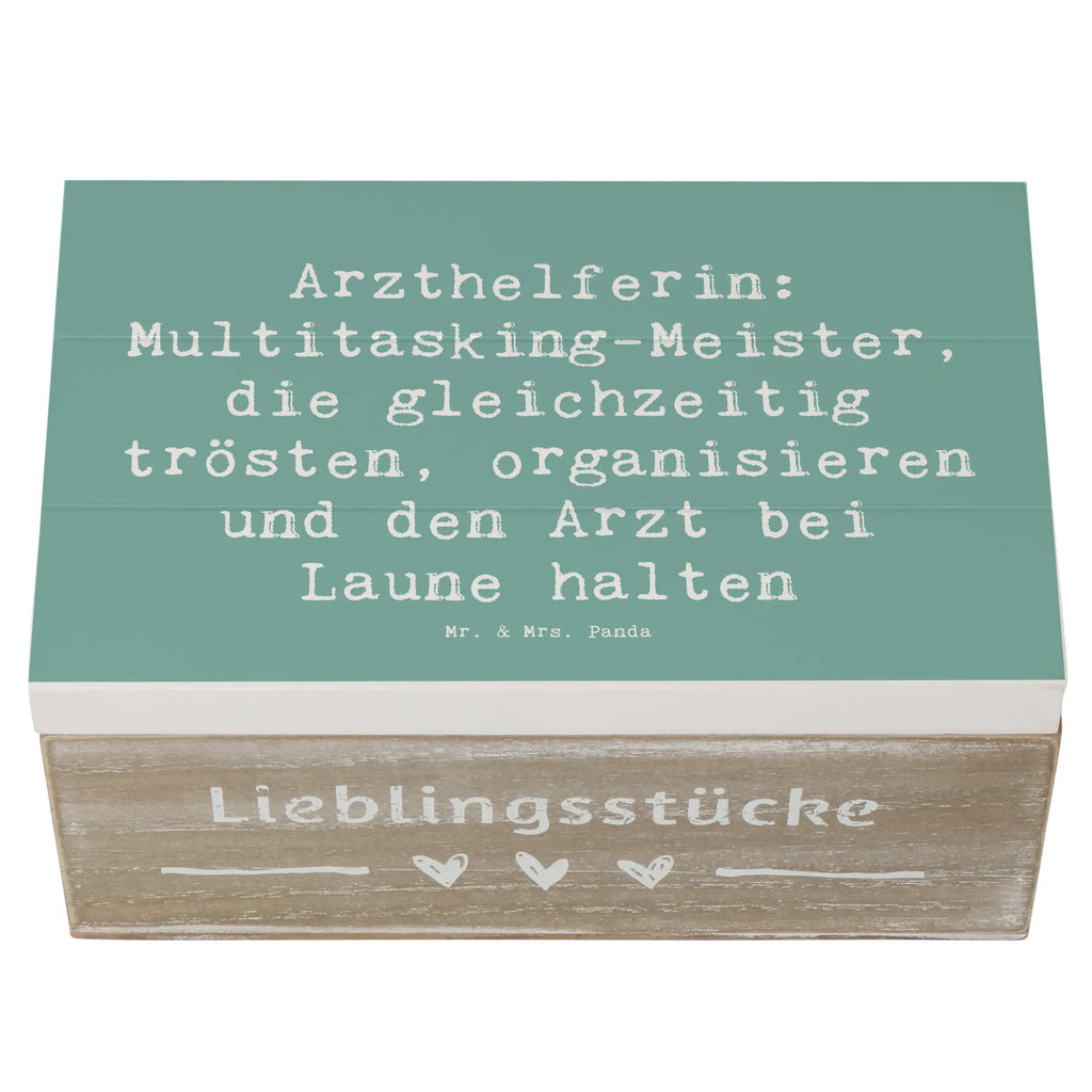 Wooden chest Saying Arzthelferin: Multitasking-Meister, die gleichzeitig trösten, organisieren und den Arzt bei Laune halten Schatzkiste, Aufbewahrungsbox, Geschenkbox, Holzkiste, Truhe, XXL, Erinnerungsbox, Kiste, Geschenkdose, Erinnerungskiste, Dekokiste, Schatulle, Beruf, Ausbildung, Jubiläum, Abschied, Rente, Kollege, Kollegin, Geschenk, Schenken, Arbeitskollege, Mitarbeiter, Firma, Danke, Dankeschön