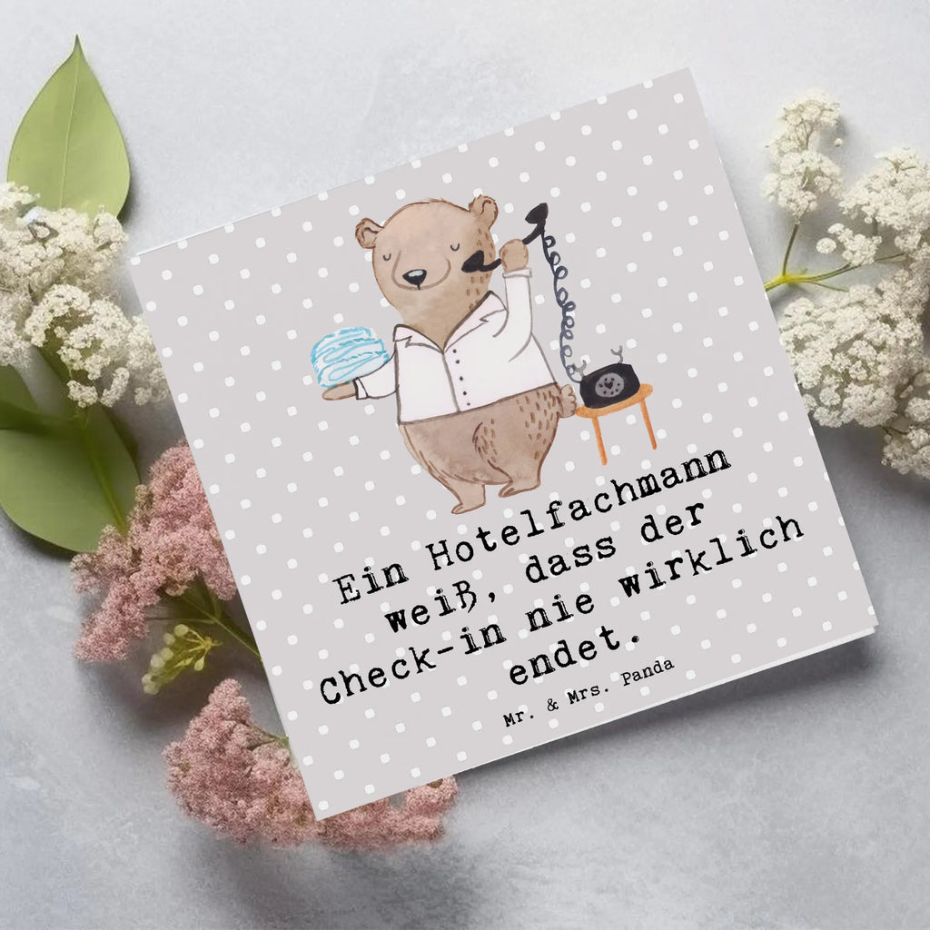 Deluxe Karte Ein Hotelfachmann weiß, dass der Check-in nie wirklich endet. Glückwunschkarte, Hochwertige Klappkarte, Geburtstagskarte, Hochwertige Grußkarte, Einladungskarte, Karte, Grußkarte, Hochzeitskarte, Klappkarte, Beruf, Ausbildung, Jubiläum, Abschied, Rente, Kollege, Kollegin, Geschenk, Schenken, Arbeitskollege, Mitarbeiter, Firma, Danke, Dankeschön