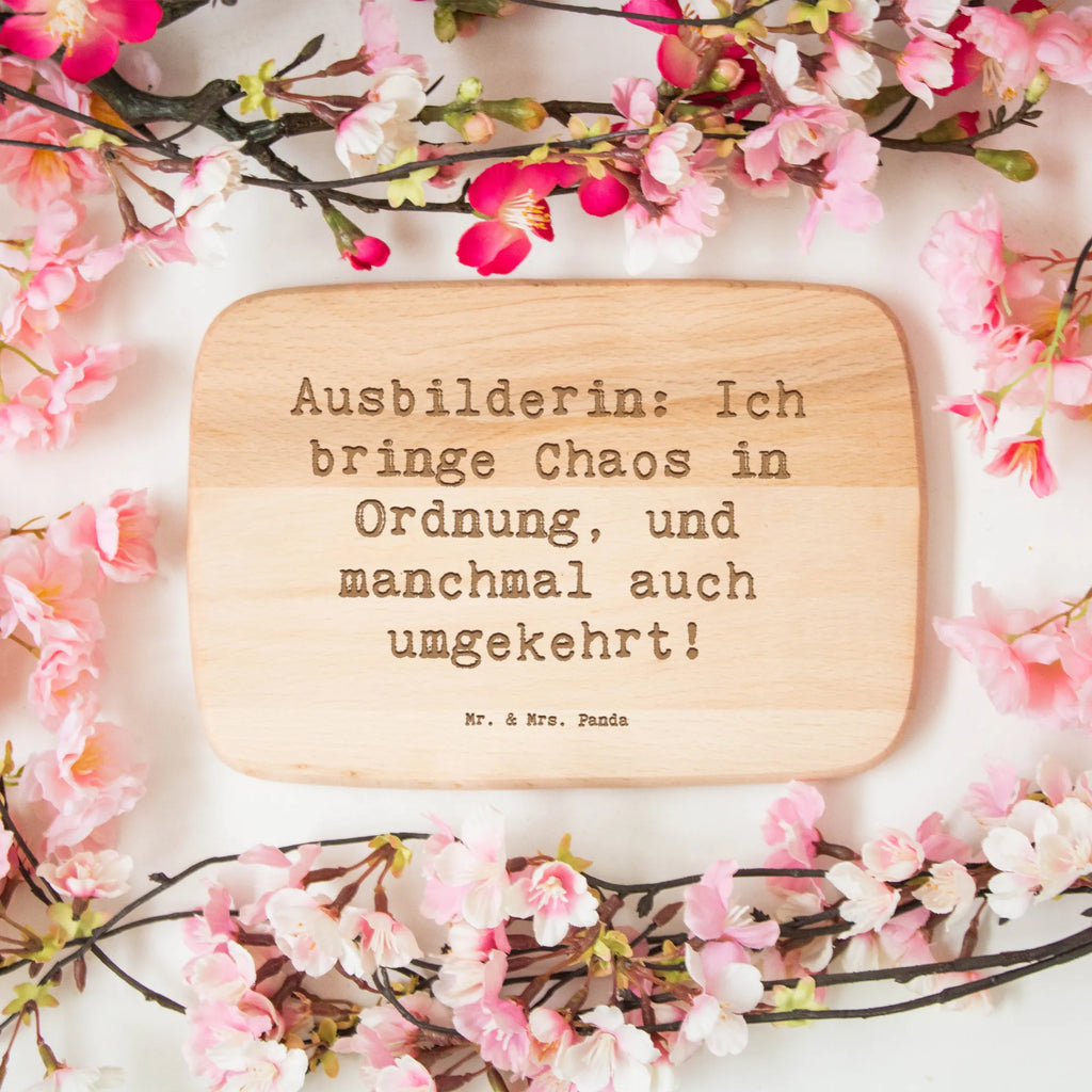 Serving board Saying Ausbilderin: Ich bringe Chaos in Ordnung, und manchmal auch umgekehrt! cutting board, breakfast board, Board, gift, gift idea, best, farewell gift, passing exam, anniversary, retirement, promotion, job start, sayings, funny, profession