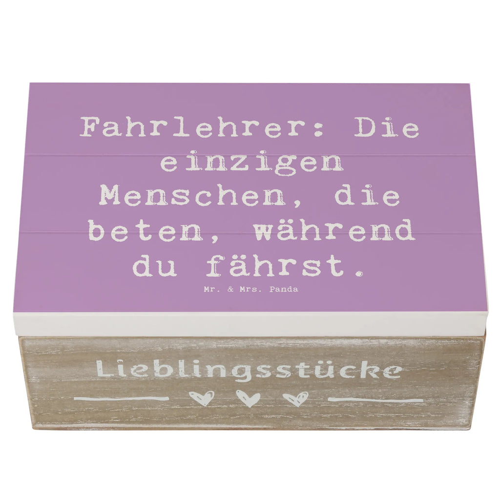 Wooden chest Saying Fahrlehrer: Die einzigen Menschen, die beten, während du fährst. Geschenkbox, Schatzkiste, XXL, Holzkiste, Erinnerungsbox, Truhe, Kiste, Erinnerungskiste, Dekokiste, Geschenkdose, Schatulle, Aufbewahrungsbox, Beruf, Ausbildung, Jubiläum, Abschied, Rente, Kollege, Kollegin, Geschenk, Schenken, Arbeitskollege, Mitarbeiter, Firma, Danke, Dankeschön