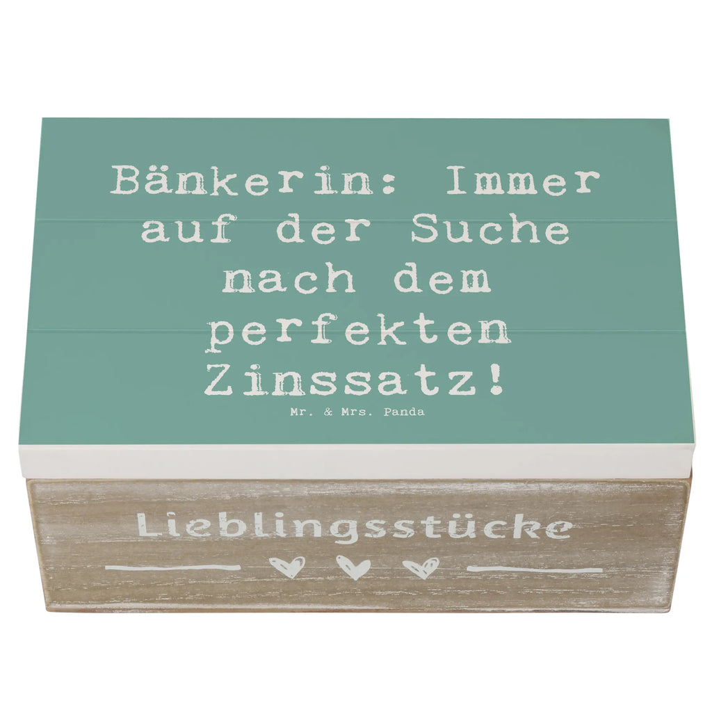 Holzkiste Spruch Bänkerin Zinssatz Geschenkdose, XXL, Schatzkiste, Erinnerungskiste, Geschenkbox, Schatulle, Dekokiste, Aufbewahrungsbox, Truhe, Kiste, Erinnerungsbox, Holzkiste, Beruf, Ausbildung, Jubiläum, Abschied, Rente, Kollege, Kollegin, Geschenk, Schenken, Arbeitskollege, Mitarbeiter, Firma, Danke, Dankeschön