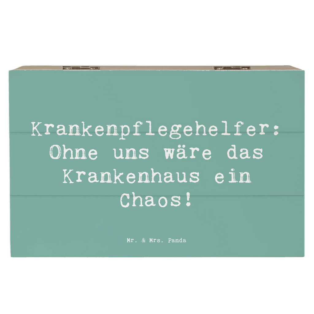 Holzkiste Spruch Krankenpflegehelfer Chaos Schatulle, Erinnerungsbox, Geschenkdose, Truhe, Dekokiste, Schatzkiste, XXL, Holzkiste, Geschenkbox, Kiste, Aufbewahrungsbox, Erinnerungskiste, Beruf, Ausbildung, Jubiläum, Abschied, Rente, Kollege, Kollegin, Geschenk, Schenken, Arbeitskollege, Mitarbeiter, Firma, Danke, Dankeschön