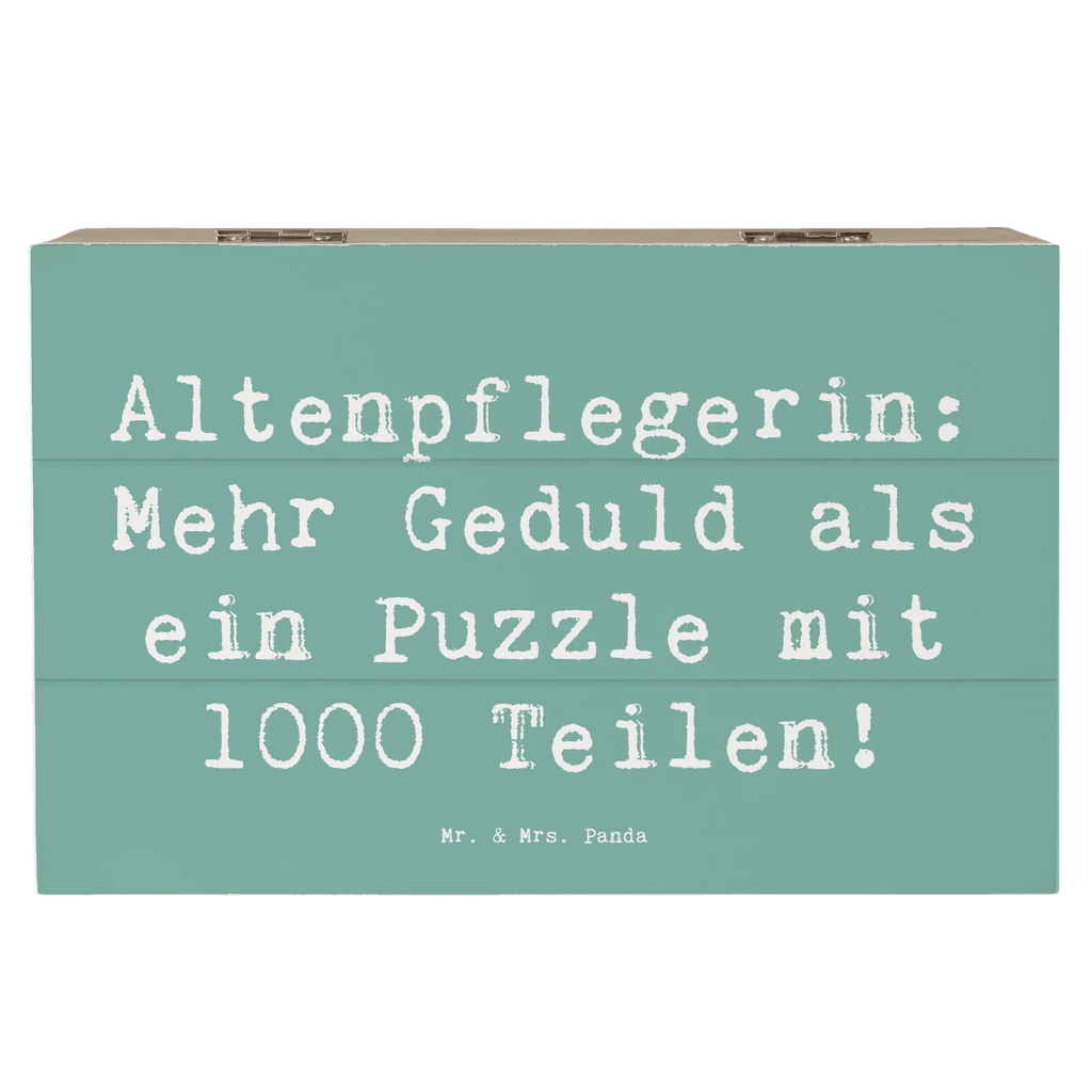 Wooden chest Saying Altenpflegerin: Mehr Geduld als ein Puzzle mit 1000 Teilen! Dekokiste, Geschenkdose, Schatzkiste, Erinnerungskiste, Aufbewahrungsbox, XXL, Erinnerungsbox, Geschenkbox, Truhe, Schatulle, Holzkiste, Kiste, Beruf, Ausbildung, Jubiläum, Abschied, Rente, Kollege, Kollegin, Geschenk, Schenken, Arbeitskollege, Mitarbeiter, Firma, Danke, Dankeschön