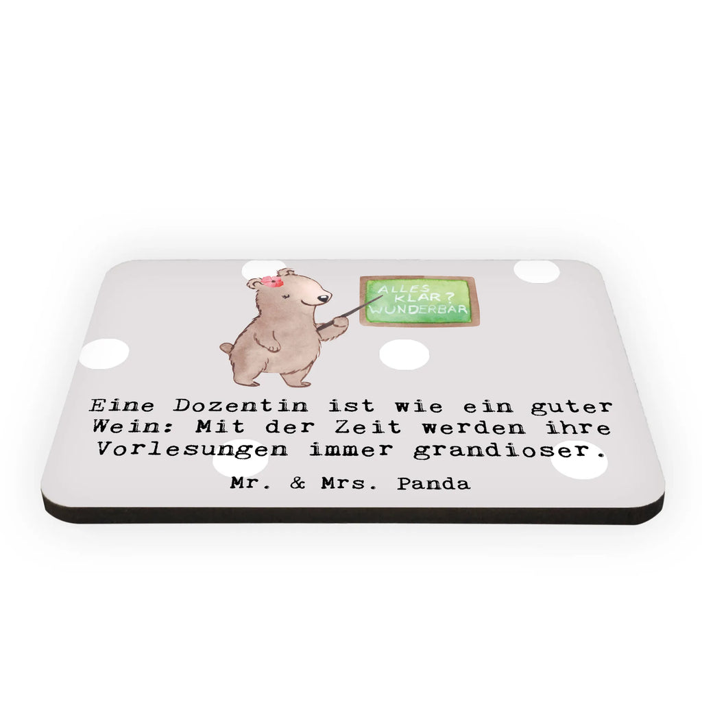 Magnet Eine Dozentin ist wie ein guter Wein: Mit der Zeit werden ihre Vorlesungen immer grandioser. Motivmagnete, Souvenir Magnet, Pinnwandmagnet, Dekomagnet, Kühlschrankmagnet, Notiz Magnet, Kühlschrank Dekoration, Whiteboard Magnet, Beruf, Ausbildung, Jubiläum, Abschied, Rente, Kollege, Kollegin, Geschenk, Schenken, Arbeitskollege, Mitarbeiter, Firma, Danke, Dankeschön