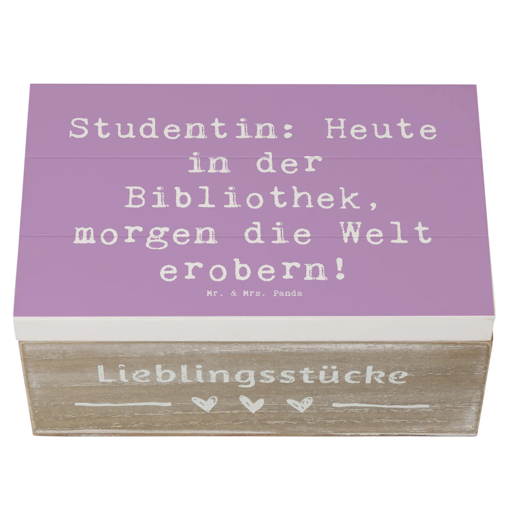 Holzkiste Spruch Studentin: Heute in der Bibliothek, morgen die Welt erobern! Geschenkdose, Erinnerungsbox, Dekokiste, Aufbewahrungsbox, Holzkiste, Geschenkbox, Schatulle, XXL, Kiste, Erinnerungskiste, Schatzkiste, Truhe, Beruf, Ausbildung, Jubiläum, Abschied, Rente, Kollege, Kollegin, Geschenk, Schenken, Arbeitskollege, Mitarbeiter, Firma, Danke, Dankeschön