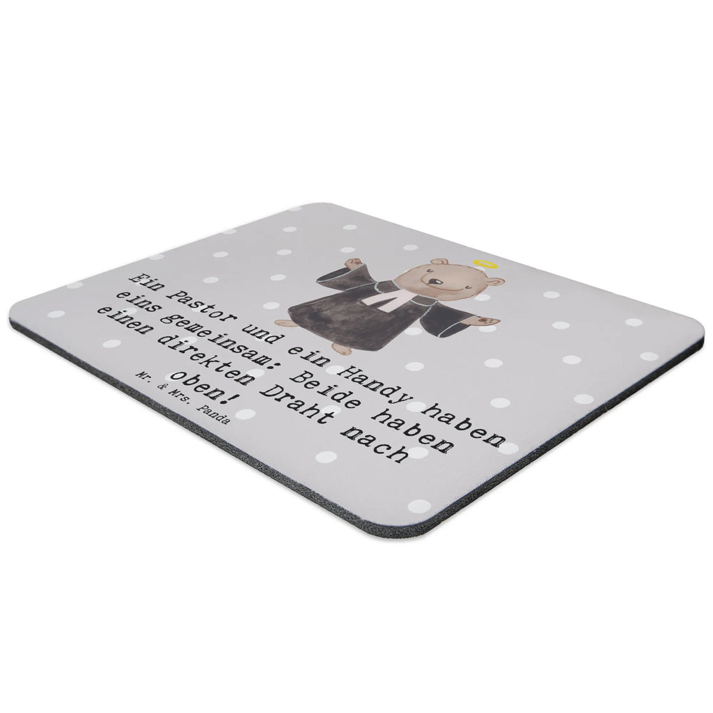Mouse mat Ein Pastor und ein Handy haben eins gemeinsam: Beide haben einen direkten Draht nach oben! Einzigartiges Mauspad, Arbeitszimmer, Mauspad Büro, Mausunterlage, Büroausstattung, Designer Mauspad, Computer zubehör, PC Zubehör, Mauspad, Mousepad, Beruf, Ausbildung, Jubiläum, Abschied, Rente, Kollege, Kollegin, Geschenk, Schenken, Arbeitskollege, Mitarbeiter, Firma, Danke, Dankeschön