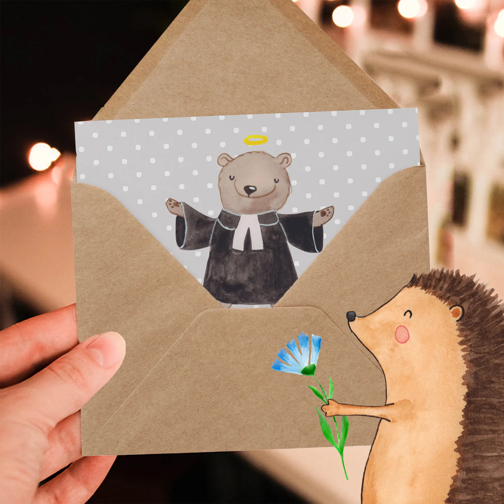 Deluxe Card Ein Pastor und ein Handy haben eins gemeinsam: Beide haben einen direkten Draht nach oben! Grußkarte, Karte, Einladungskarte, Klappkarte, Hochwertige Klappkarte, Glückwunschkarte, Hochzeitskarte, Hochwertige Grußkarte, Geburtstagskarte, Beruf, Ausbildung, Jubiläum, Abschied, Rente, Kollege, Kollegin, Geschenk, Schenken, Arbeitskollege, Mitarbeiter, Firma, Danke, Dankeschön