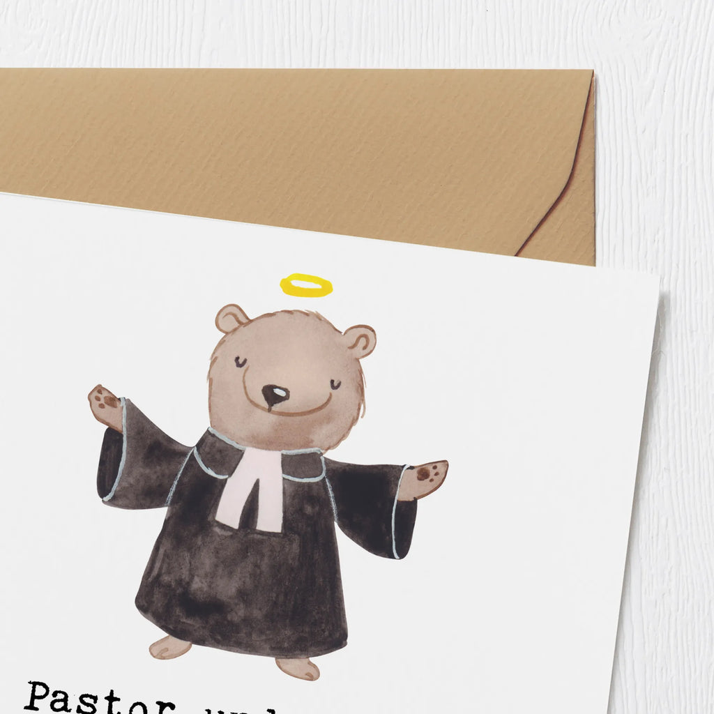Deluxe Card Ein Pastor und ein Handy haben eins gemeinsam: Beide haben einen direkten Draht nach oben! Grußkarte, Karte, Einladungskarte, Klappkarte, Hochwertige Klappkarte, Glückwunschkarte, Hochzeitskarte, Hochwertige Grußkarte, Geburtstagskarte, Beruf, Ausbildung, Jubiläum, Abschied, Rente, Kollege, Kollegin, Geschenk, Schenken, Arbeitskollege, Mitarbeiter, Firma, Danke, Dankeschön