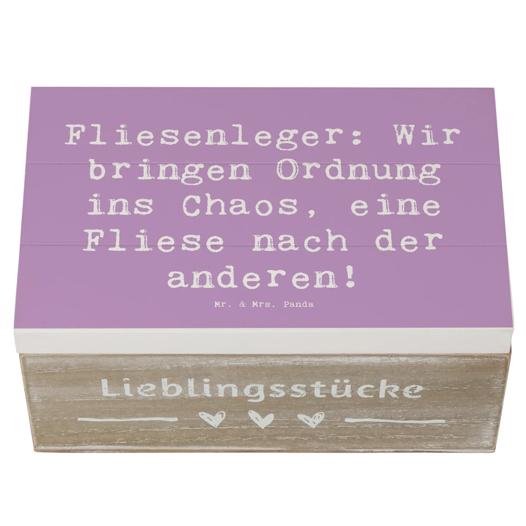 Wooden chest Saying Fliesenleger: Wir bringen Ordnung ins Chaos, eine Fliese nach der anderen! Erinnerungsbox, Schatzkiste, XXL, Geschenkdose, Geschenkbox, Kiste, Erinnerungskiste, Aufbewahrungsbox, Holzkiste, Dekokiste, Truhe, Schatulle, Beruf, Ausbildung, Jubiläum, Abschied, Rente, Kollege, Kollegin, Geschenk, Schenken, Arbeitskollege, Mitarbeiter, Firma, Danke, Dankeschön
