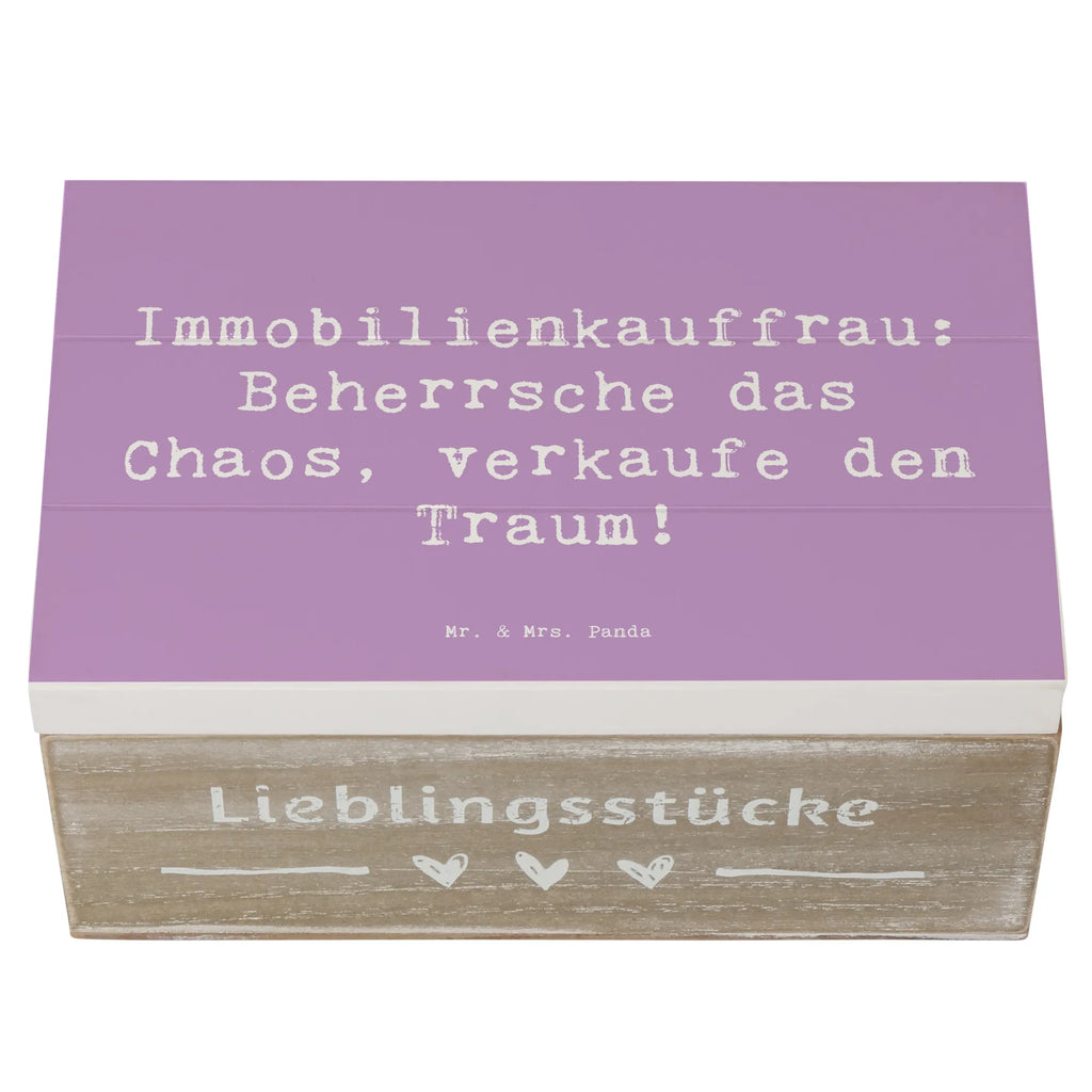 Holzkiste Spruch Immobilienkauffrau: Beherrsche das Chaos, verkaufe den Traum! Holzkiste, Dekokiste, Schatzkiste, Geschenkbox, Kiste, XXL, Erinnerungskiste, Aufbewahrungsbox, Geschenkdose, Schatulle, Truhe, Erinnerungsbox, Beruf, Ausbildung, Jubiläum, Abschied, Rente, Kollege, Kollegin, Geschenk, Schenken, Arbeitskollege, Mitarbeiter, Firma, Danke, Dankeschön