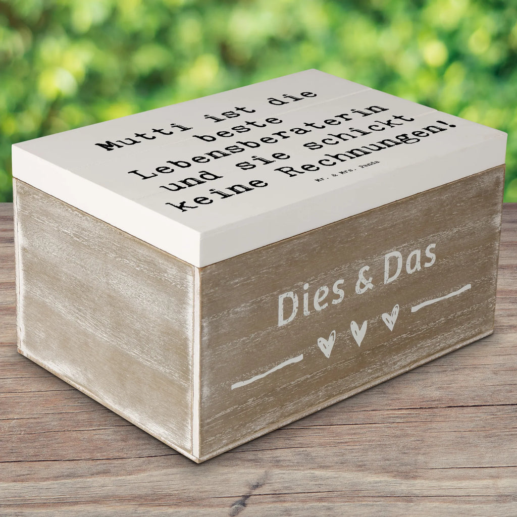 Wooden chest Saying Mutti ist die beste Lebensberaterin und sie schickt keine Rechnungen! XXL, Erinnerungskiste, Schatzkiste, Truhe, Aufbewahrungsbox, Dekokiste, Erinnerungsbox, Geschenkbox, Schatulle, Kiste, Geschenkdose, Holzkiste, Familie, Vatertag, Muttertag, Bruder, Schwester, Mama, Papa, Oma, Opa